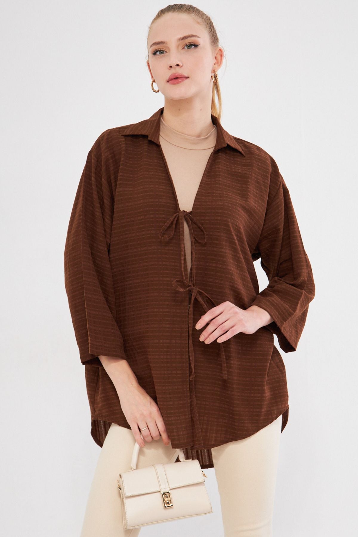 Women's coffee shirt collar front with the front Kimono shirt ARM-25K001006