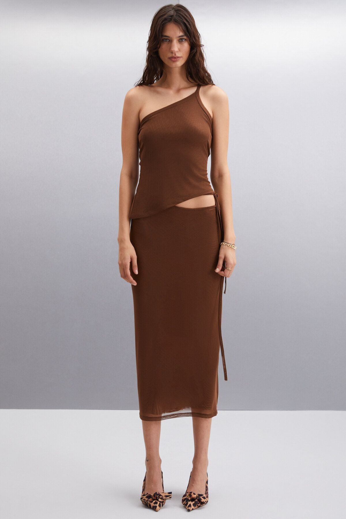 Woman 100 %Polyester Slim Brown Skirt