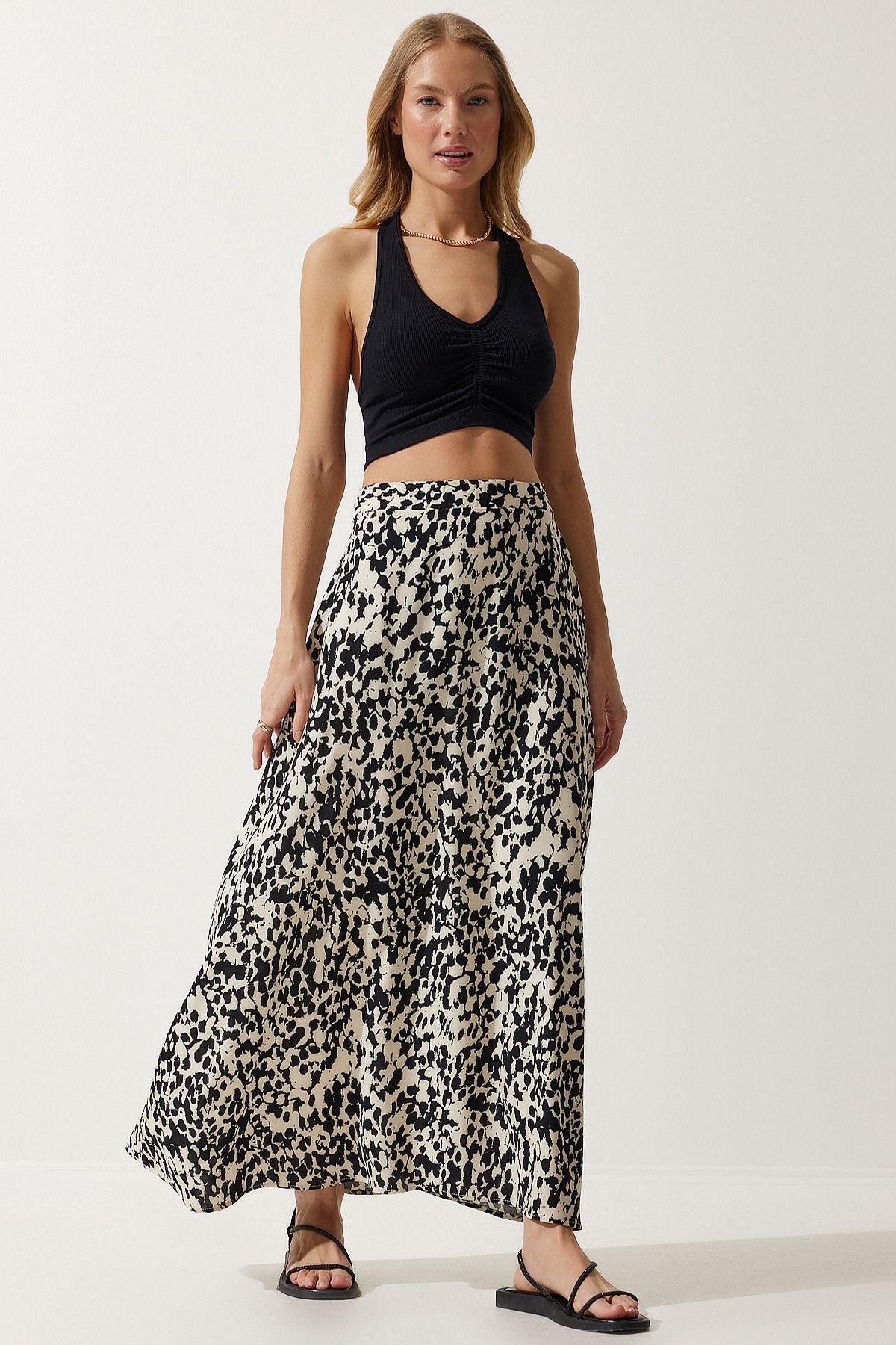 Women's Cream Black Patterned Long viscose skirt DD01302