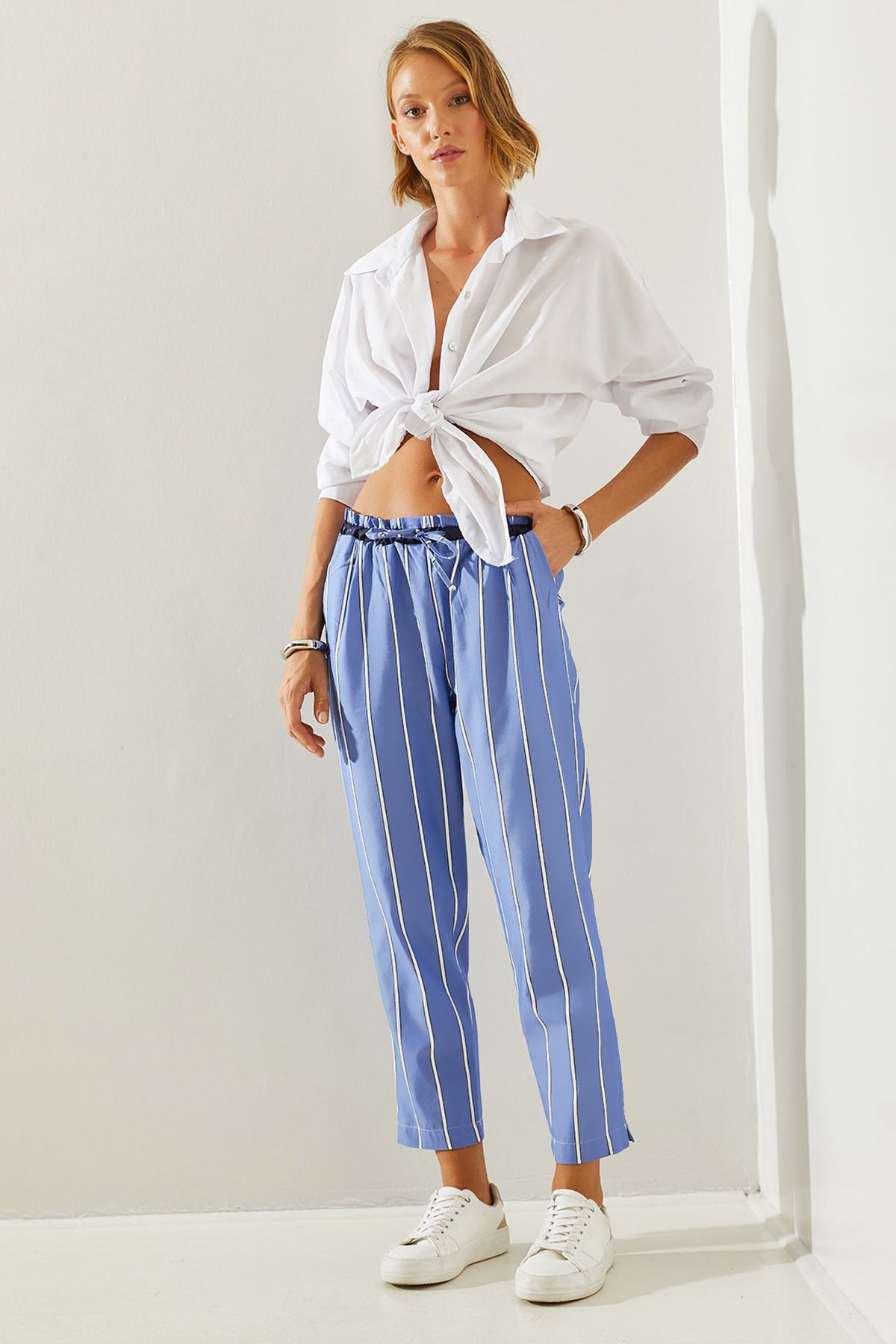 Striped tire -linked carrot pants 60251354