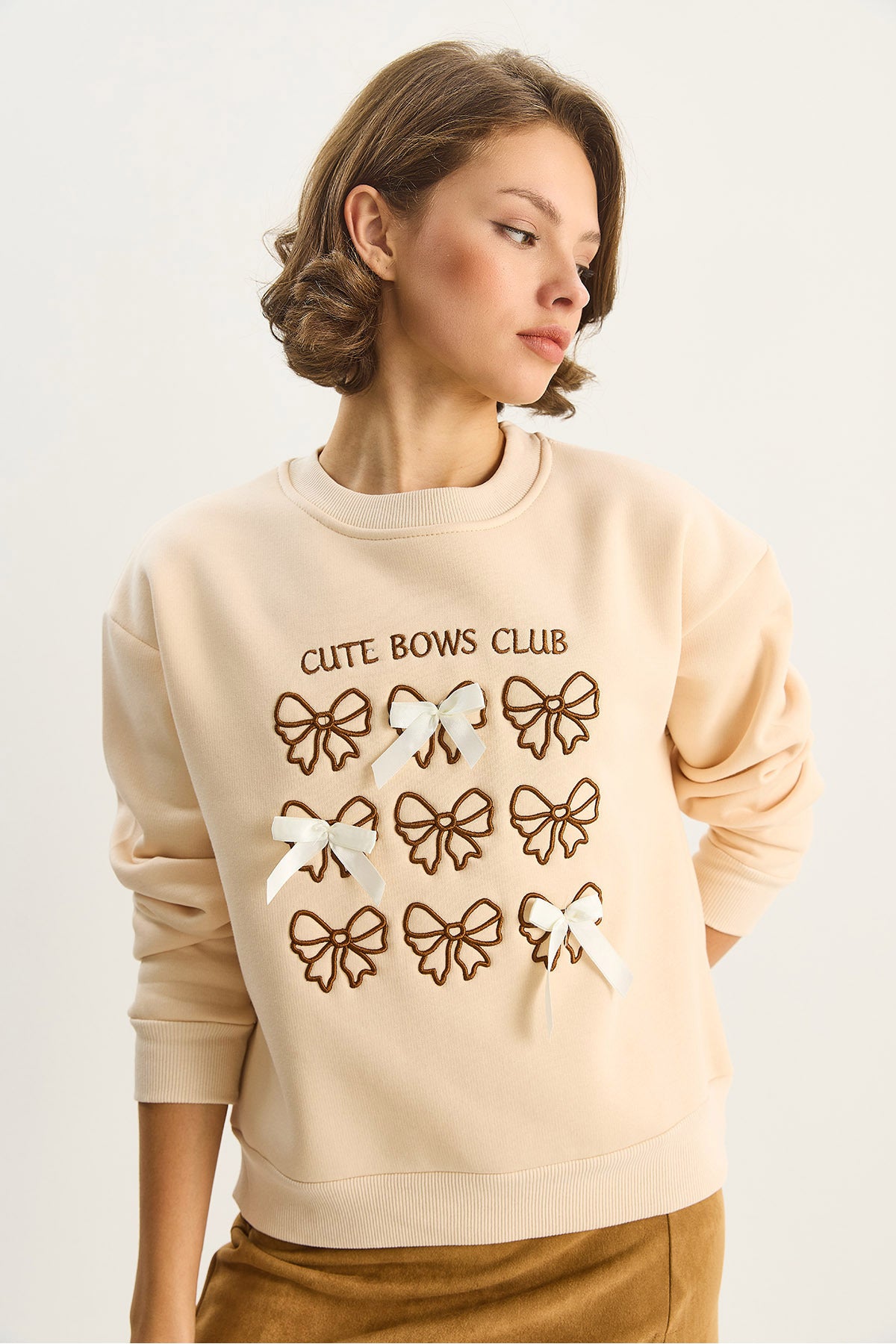 Women's Bow Embroidered Ribbon Accessory Three Thread Raised Sweatshirt 60601048