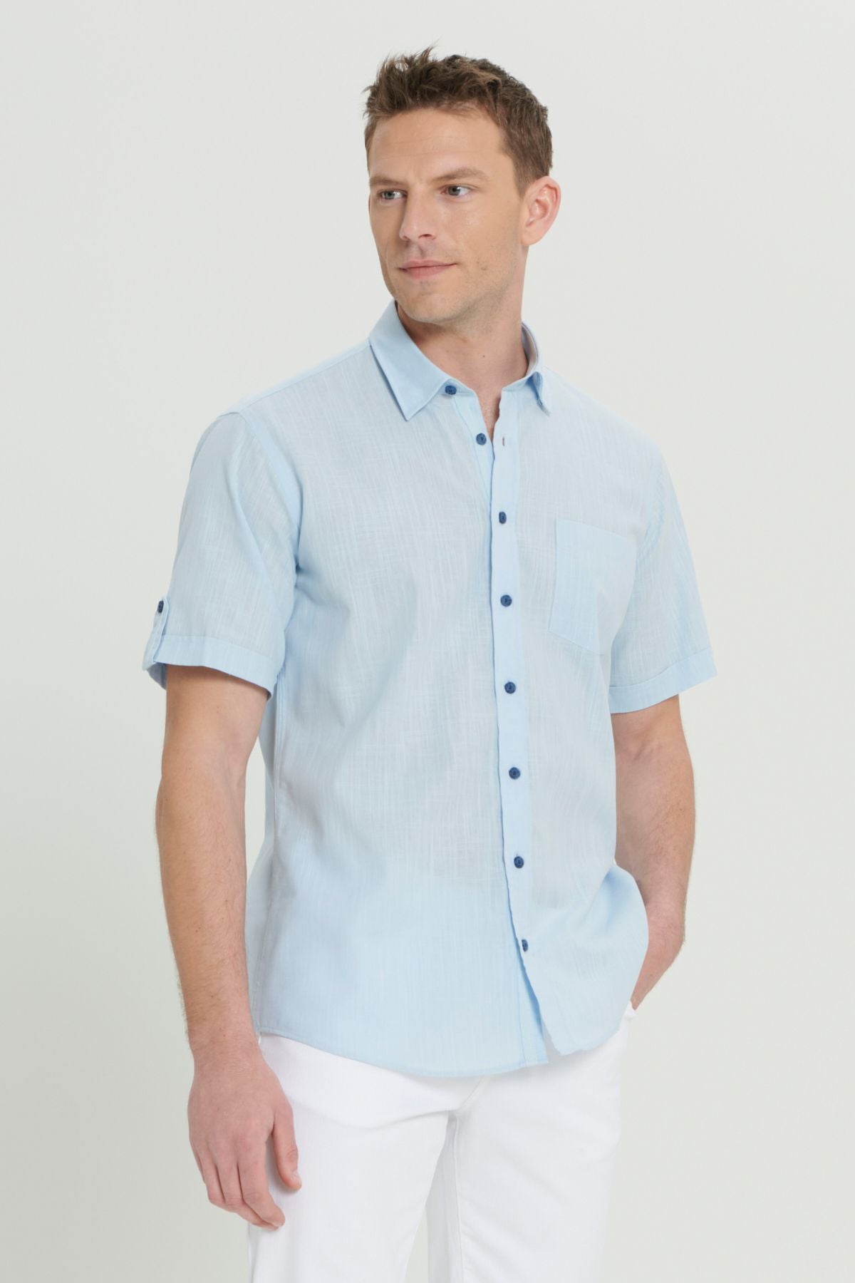 Men's Light Blue Comfort Fit Casual Cutting Buttoned Neck Linen Look 100 %Cotton Short Sleeve Shirt