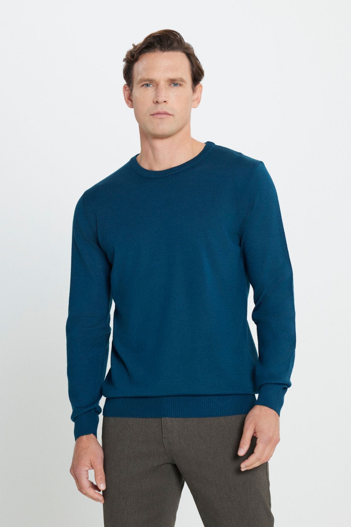 Men's Petroleum Standard Fit Normal Normal Class Bicycle Doop Comfortable Knitwear Sweater