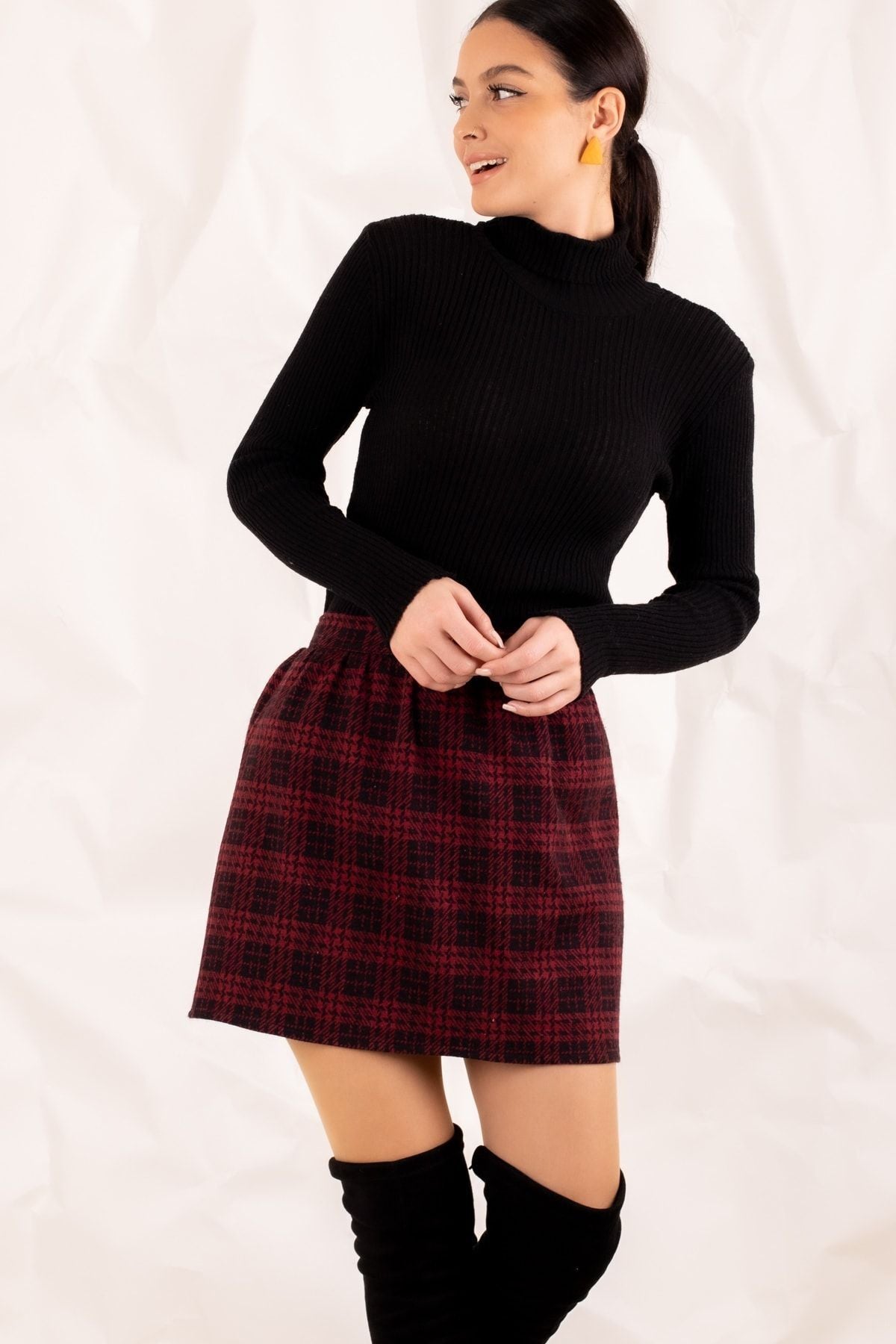 Woman Bordeaux Kareli Waist Waist Tire Short Skirt ARM-20K001096