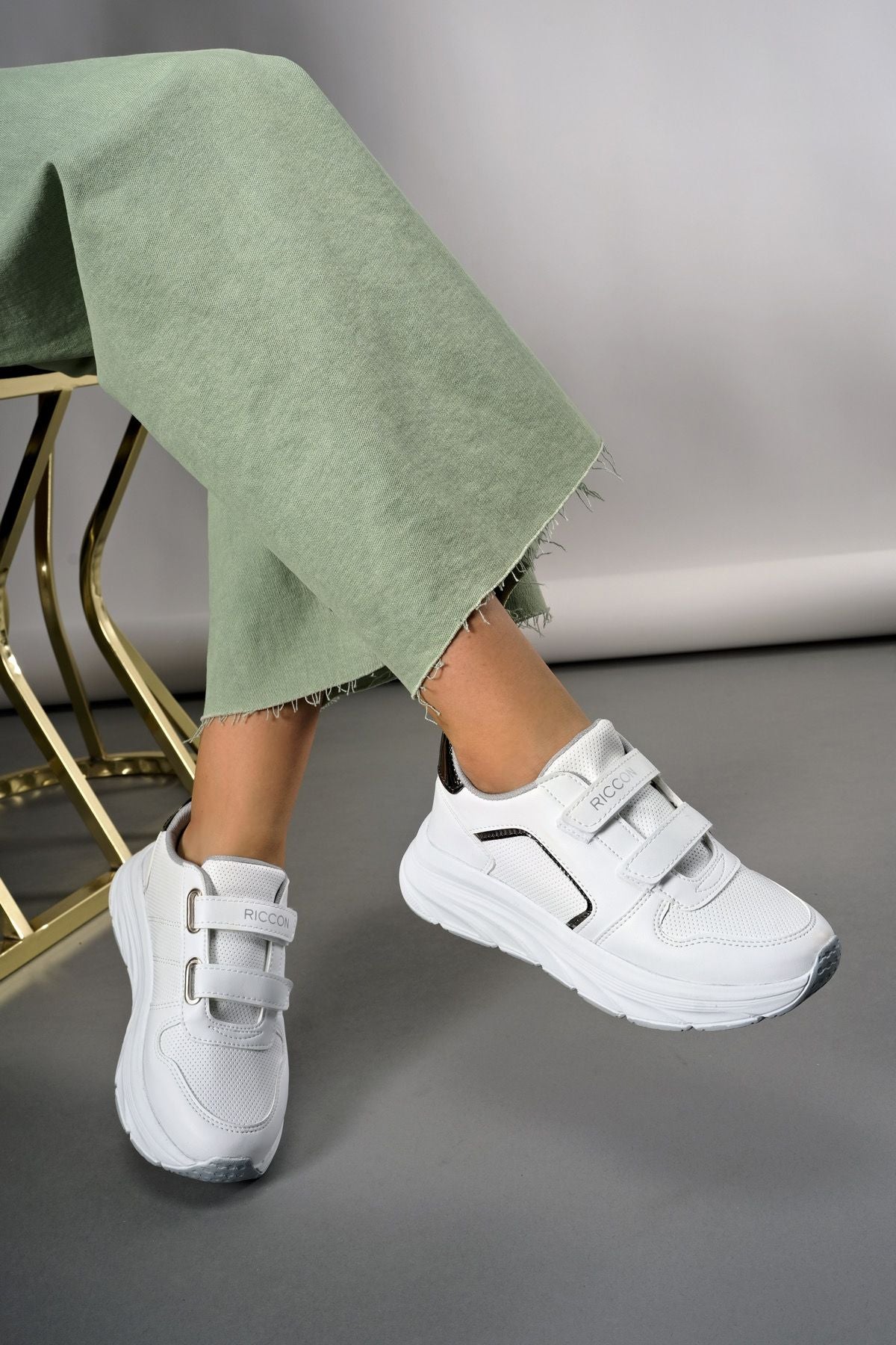 Woman Sneaker 0012133 White