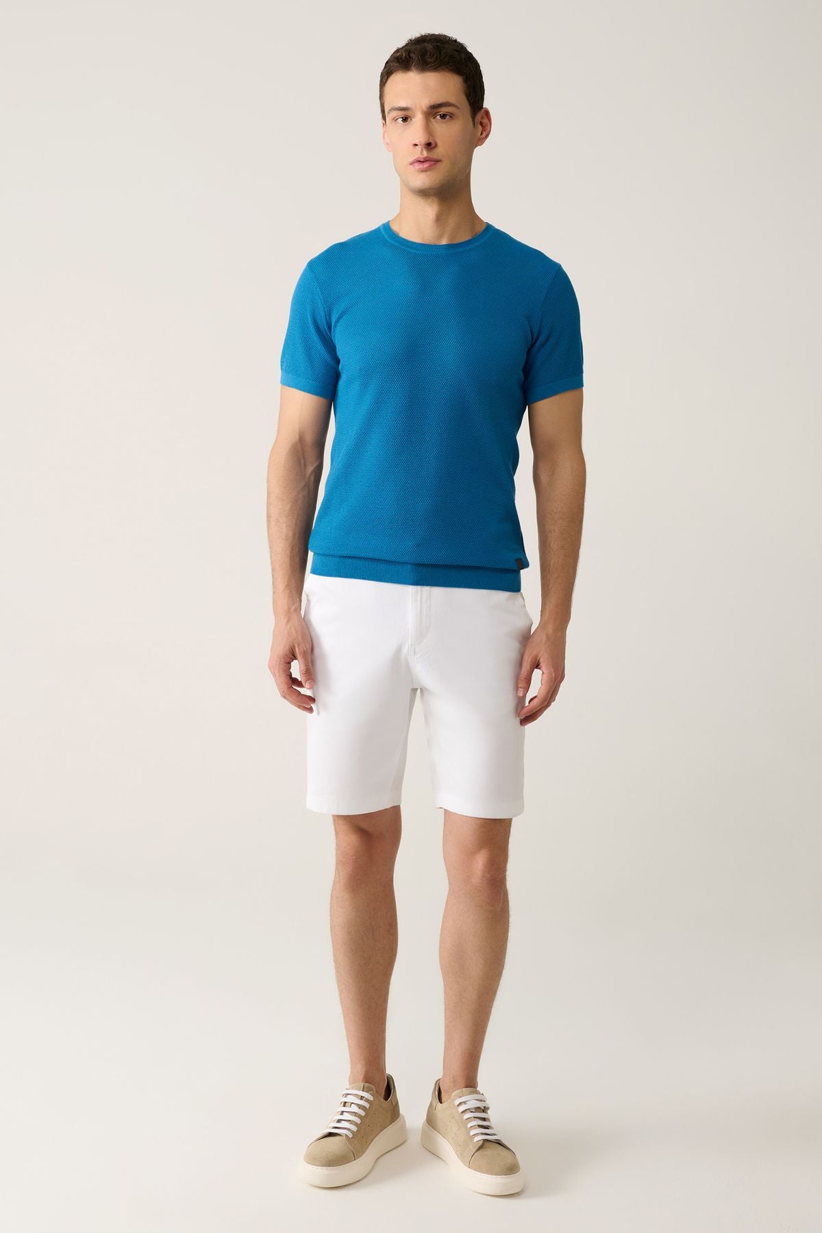 Men's Blue Bicycle Neck textured cotton knitwear T-shirt E005027