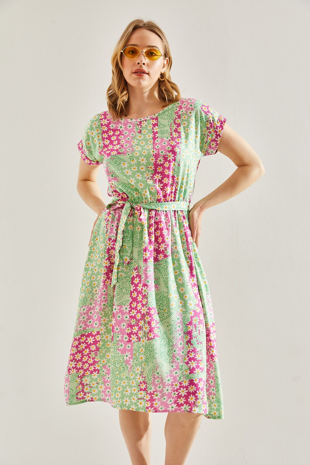 Female belt patterned viscose dress 60221003