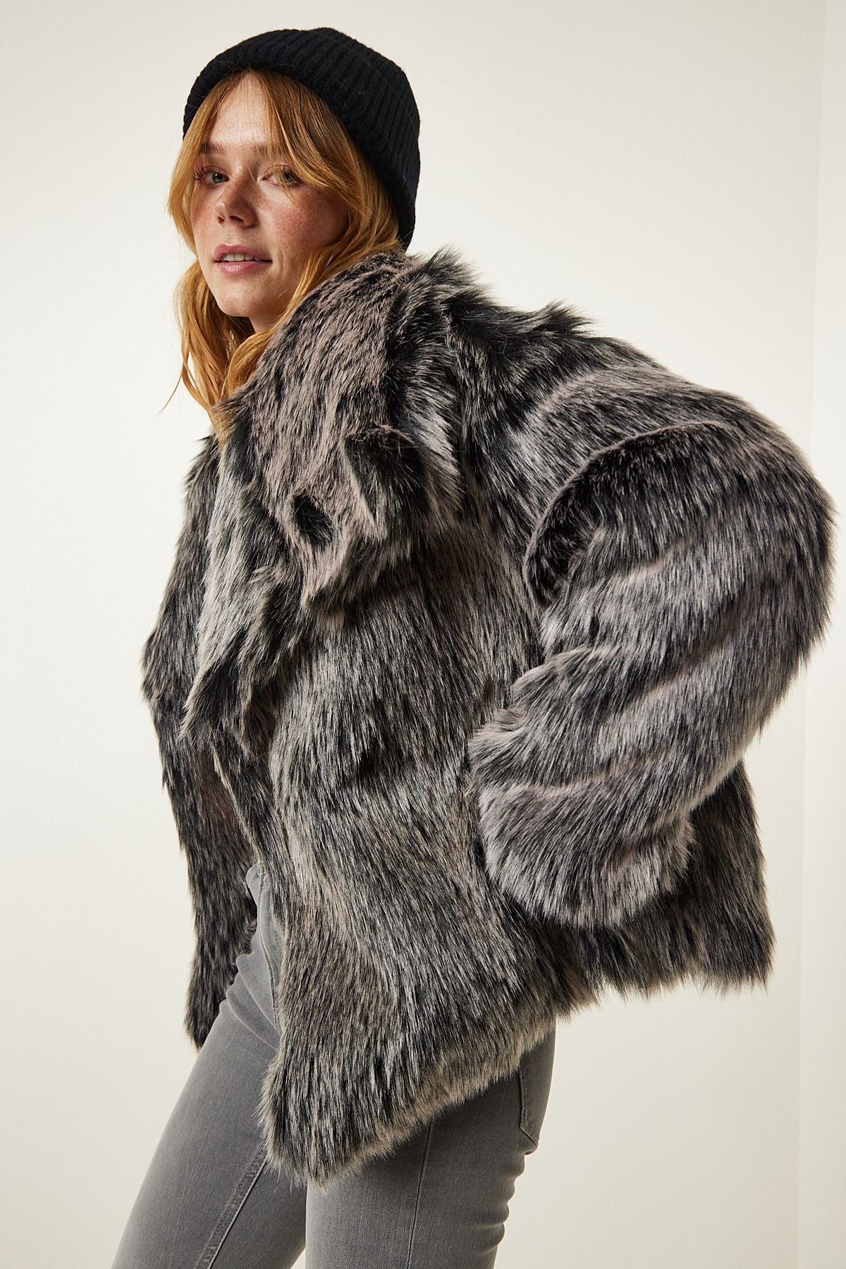 Gray Premium wide collar artificial fur jacket FN03169