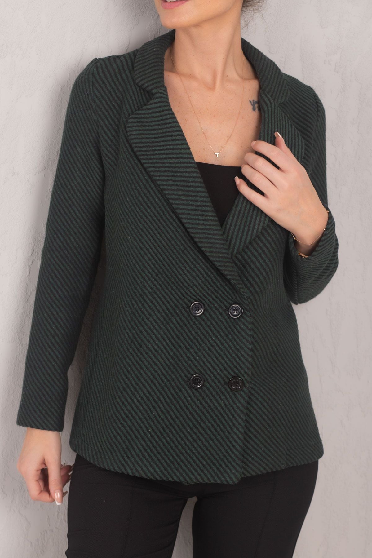 Four button with emerald line patterned stamp jacket ARM-24K001037