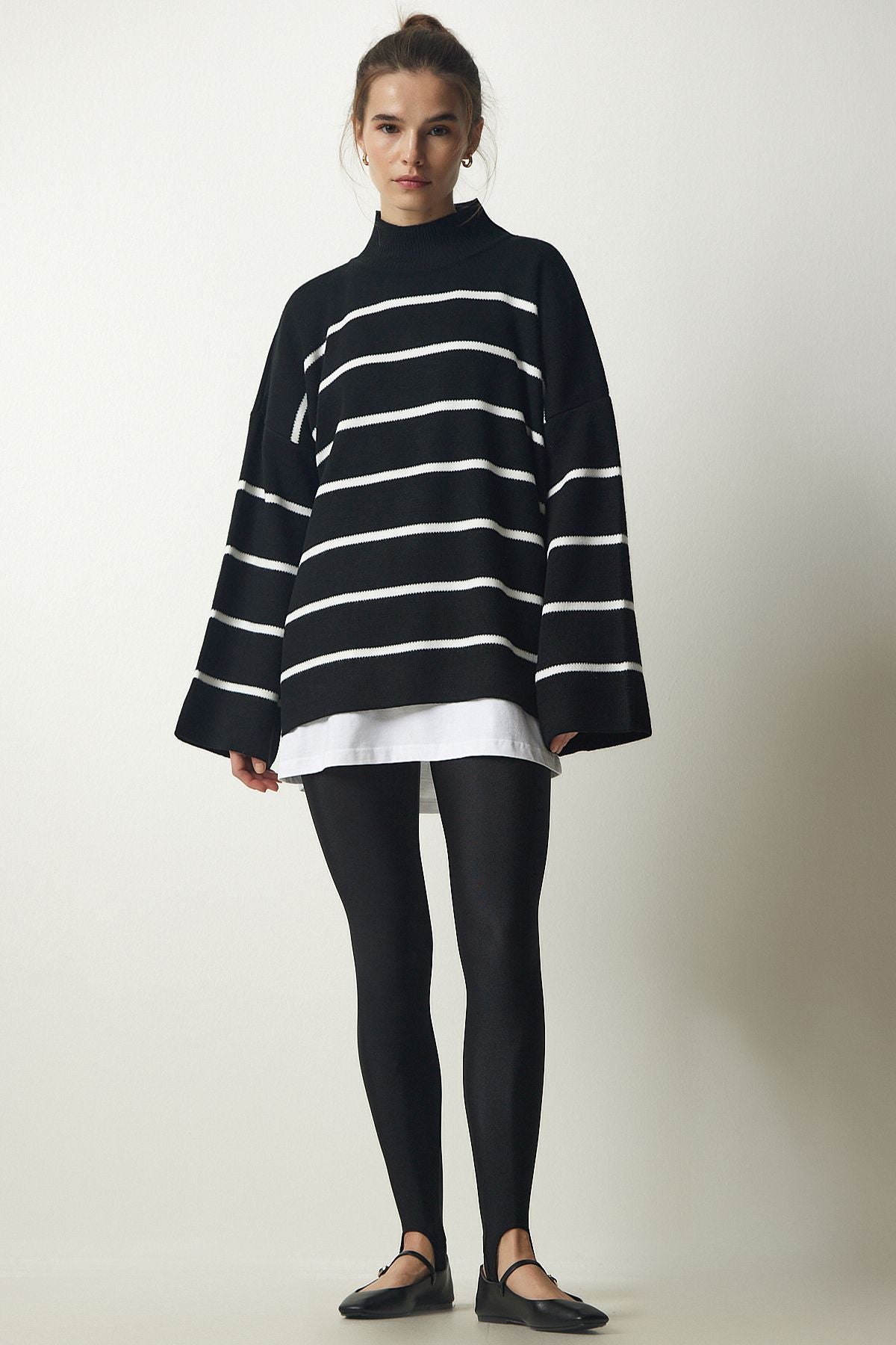 Woman black upright collar striped oversize knitwear sweater NF00076