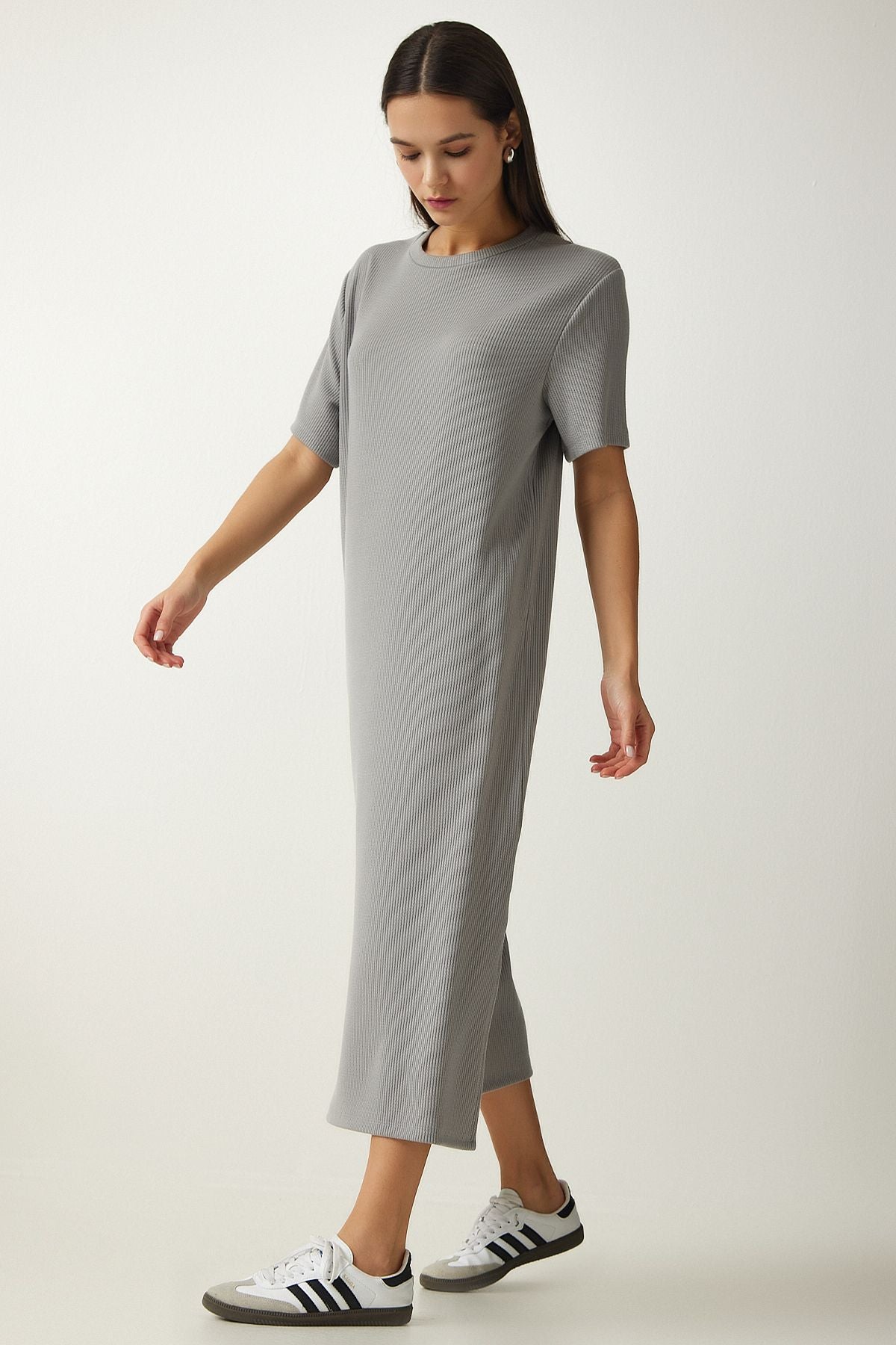 Female Gray Bicycle Collar Knitted Wick Dress DZ00111