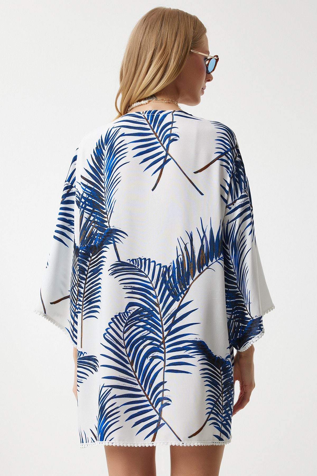 Female blue patterned guipure detailed viscone kimono zv00142