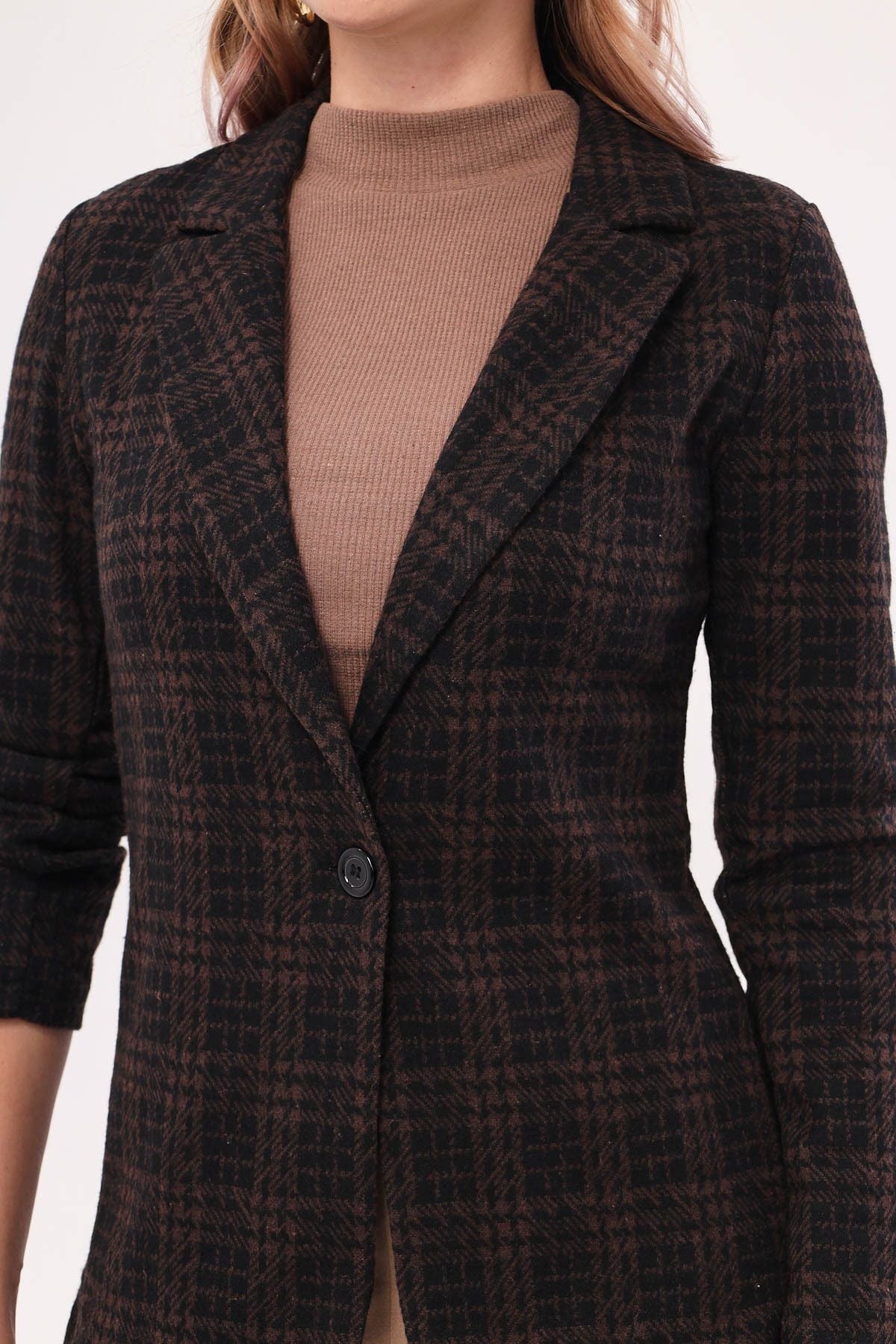 Woman Coffee Coffee Single button with a single button plaid jacket ARM-19K001131