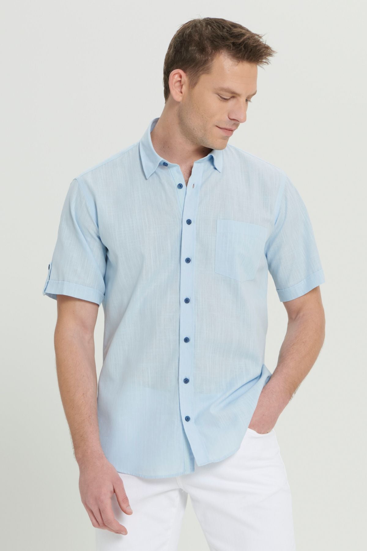 Men's Light Blue Comfort Fit Casual Cutting Buttoned Neck Linen Look 100 %Cotton Short Sleeve Shirt