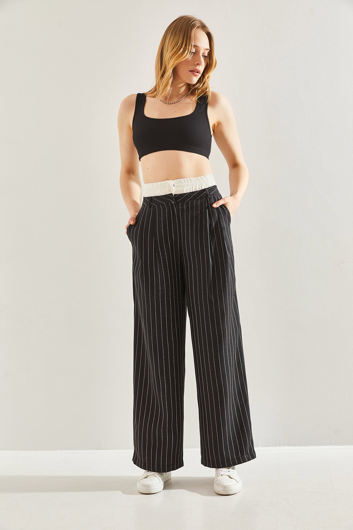 Women's Contrast Waist Detailed Striped Woven Trousers 60241010