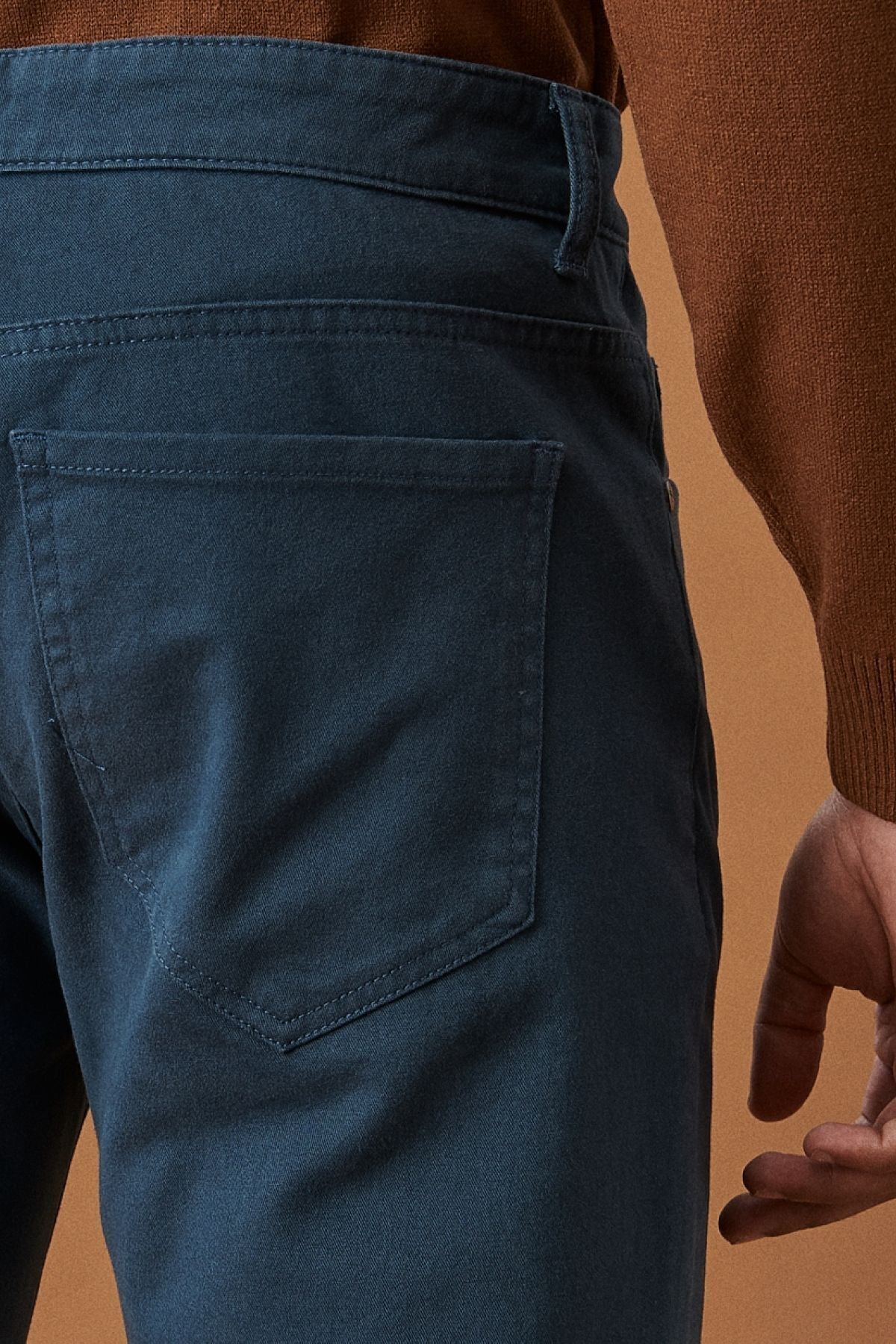 Men's oil slim fit narrow cut cotton flexible chino pants