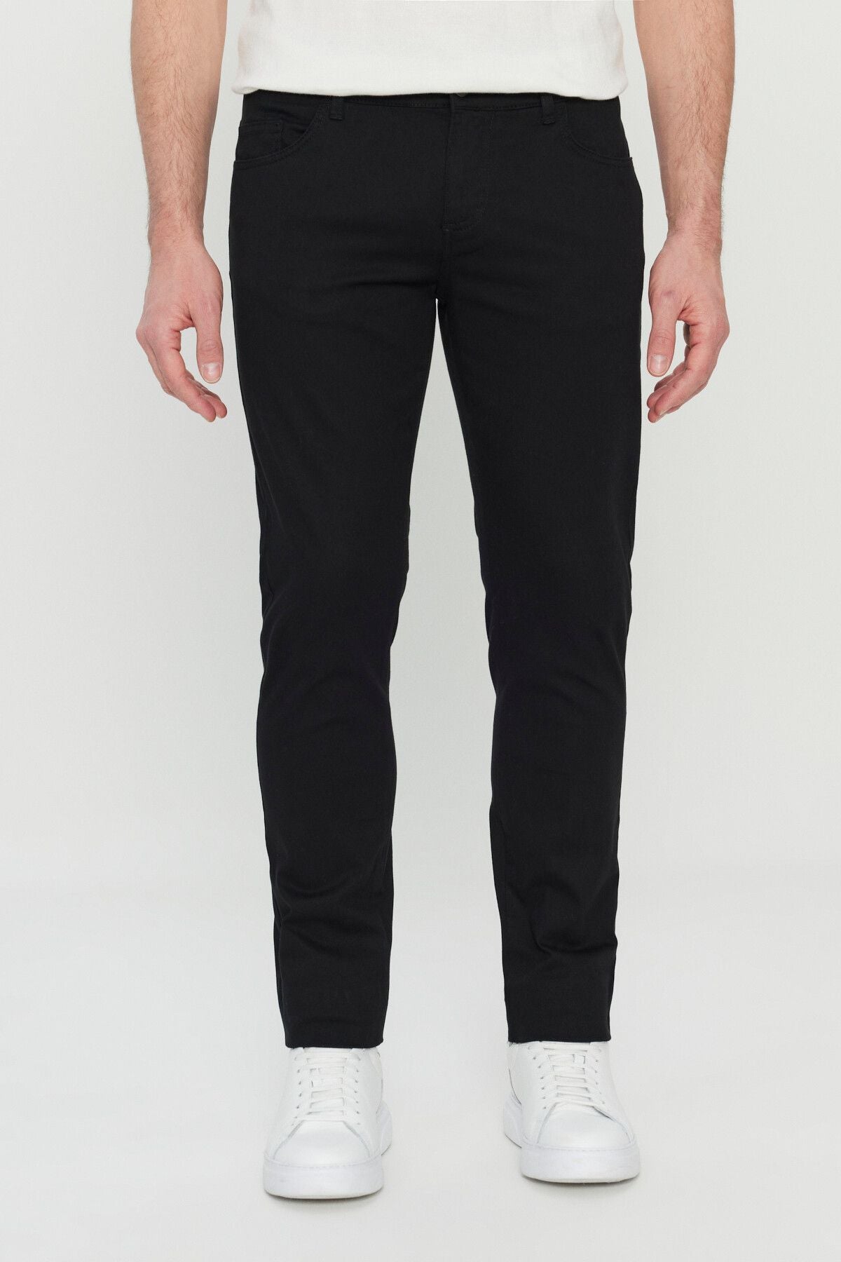 Men's black cotton slim fit narrow cut 5 pocket flexible casual pants