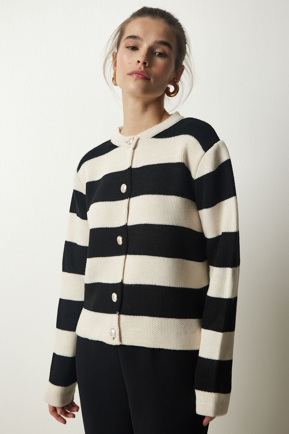 Women's Cream Black Stylish button striped knitwear cardigan NF00078