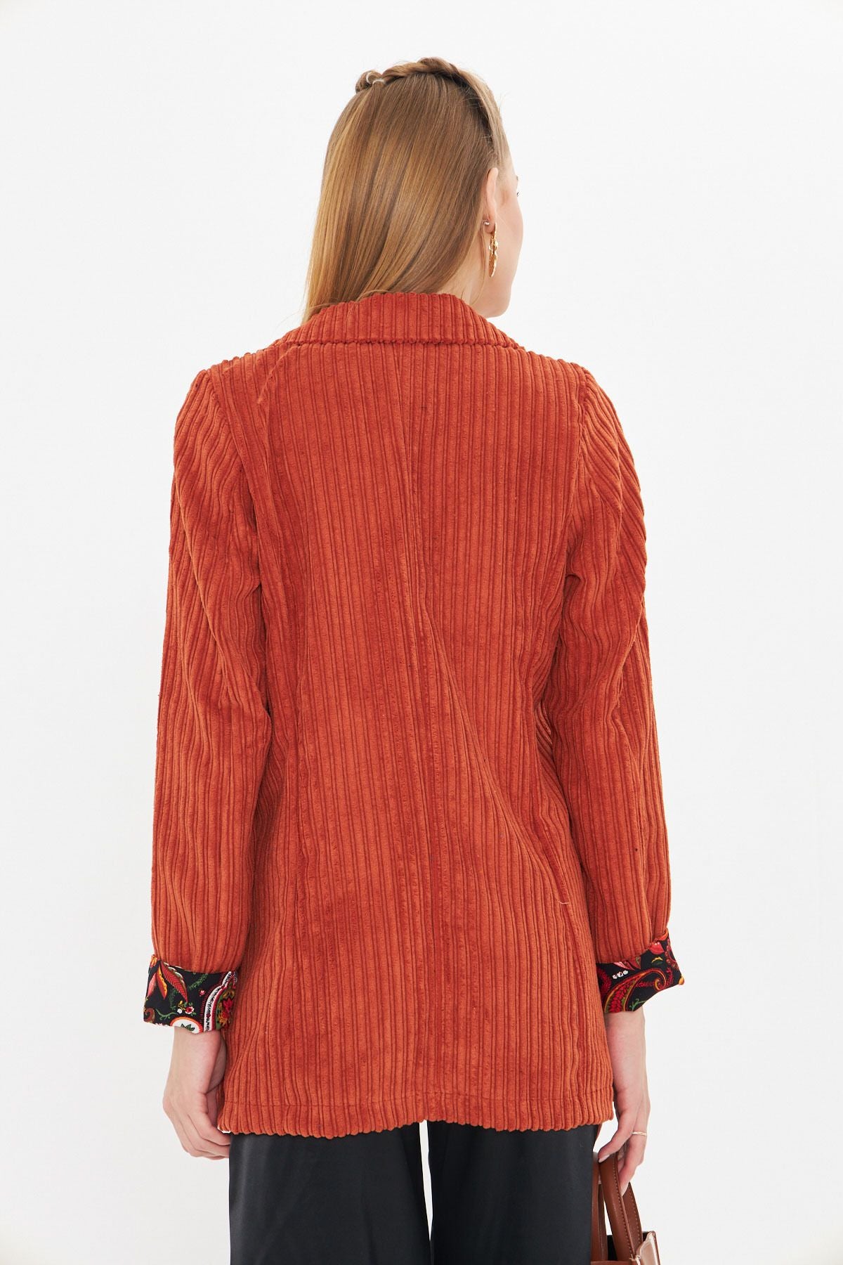 Female Tile In-Sleeve Patterned Single button Velvet Jacket ARM-24K001056