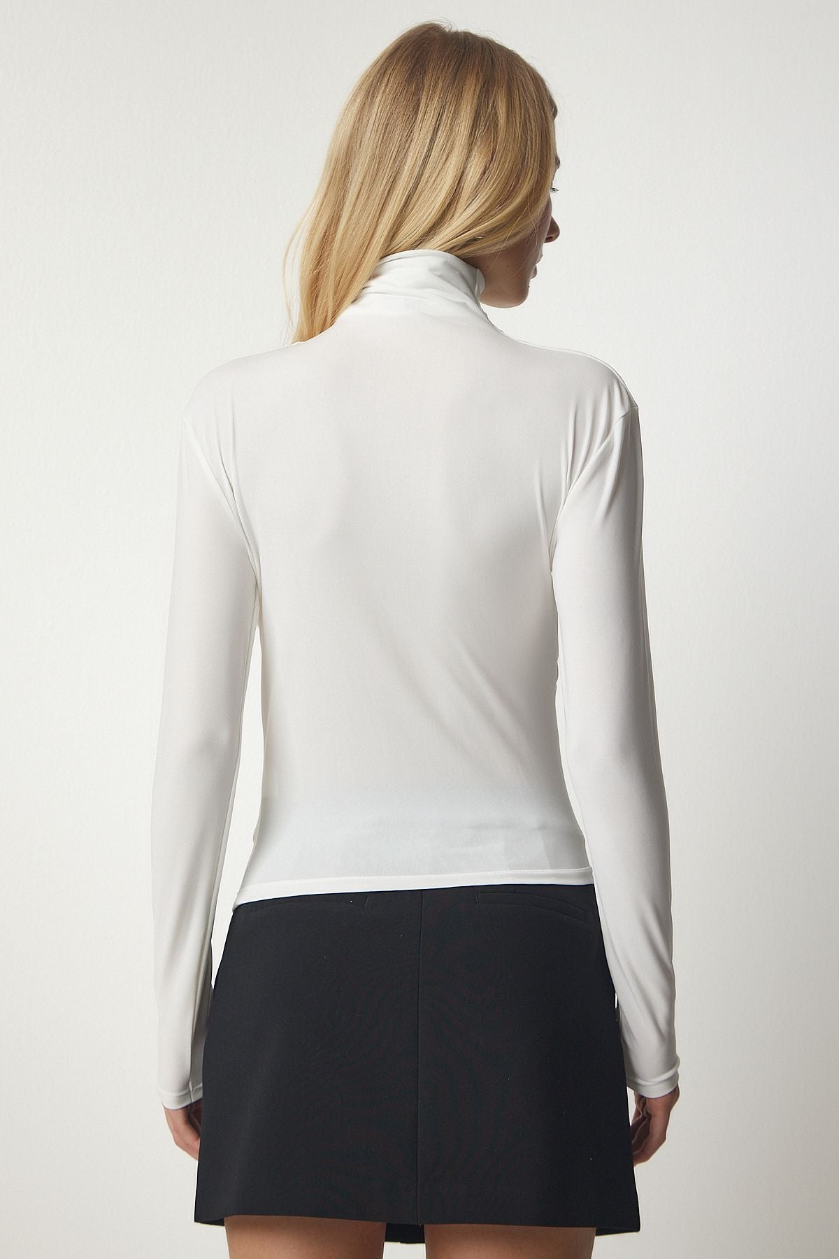 Female Ecru Shirring Detailed Sandy Blouse FF00135