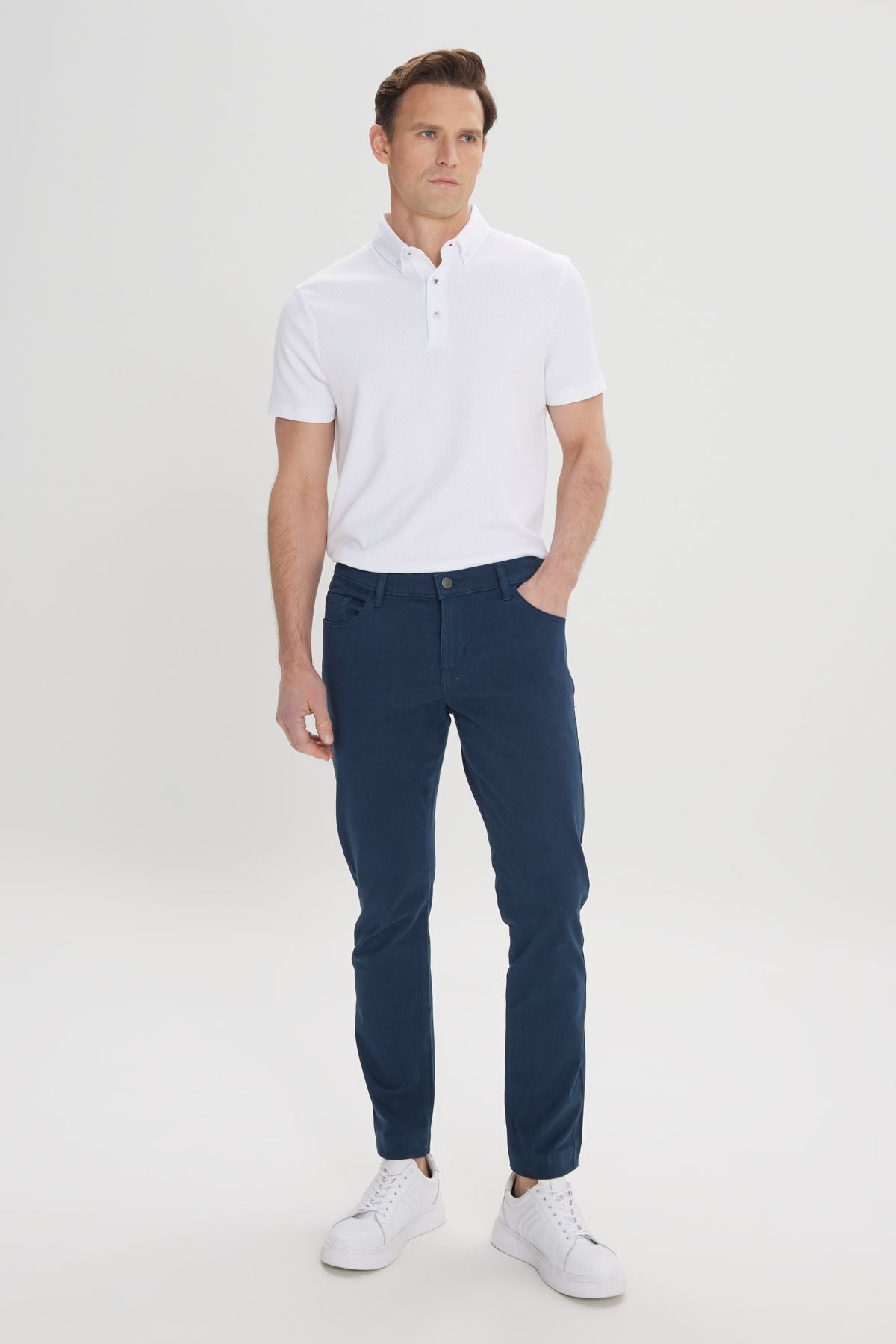 Men's navy blue slim fit narrow cut 5 pocket cotton canvas flexible chino pants
