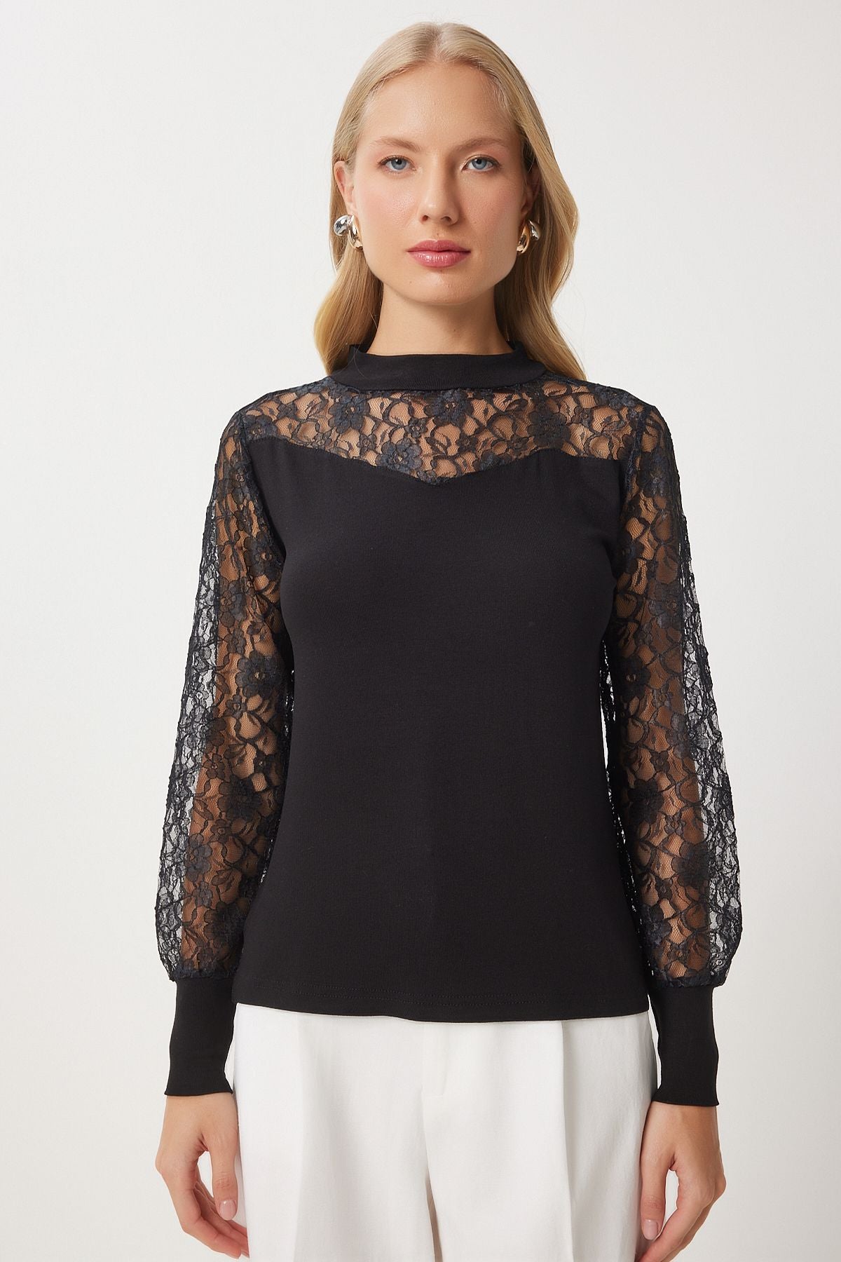 Women's black fisherman collar lace knitted blouse EN00624