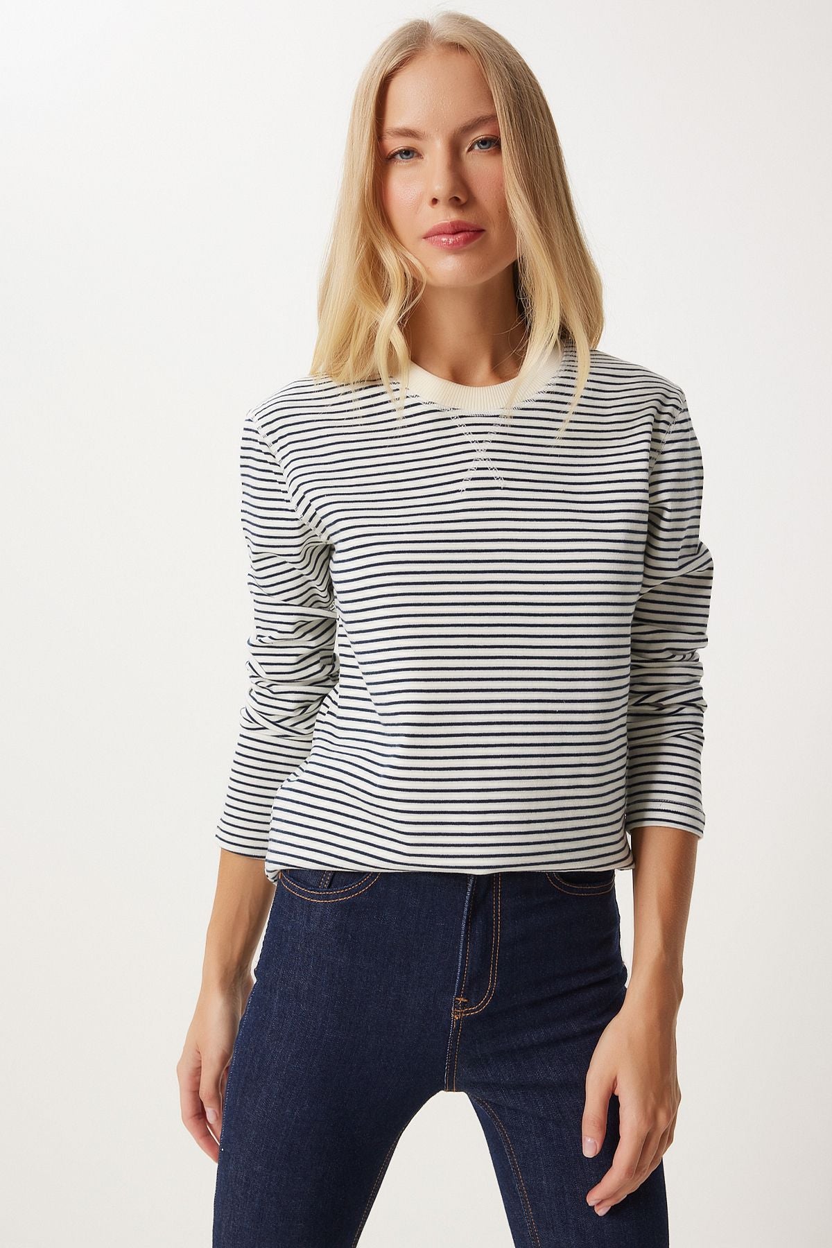 Woman Ecru Navy blue striped cotton basic knitted blouse nj00156