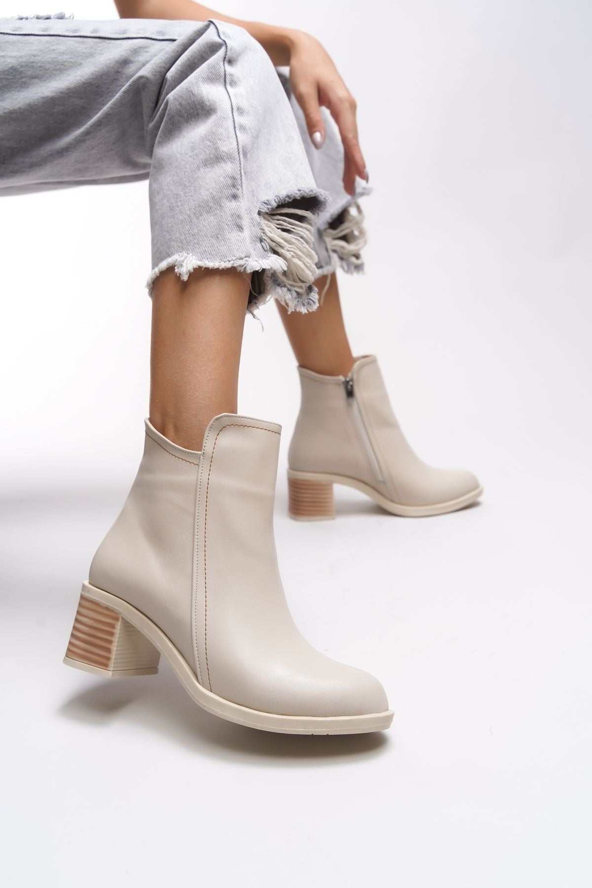 Zairlyrth women heeled boots 0012503 beige skin