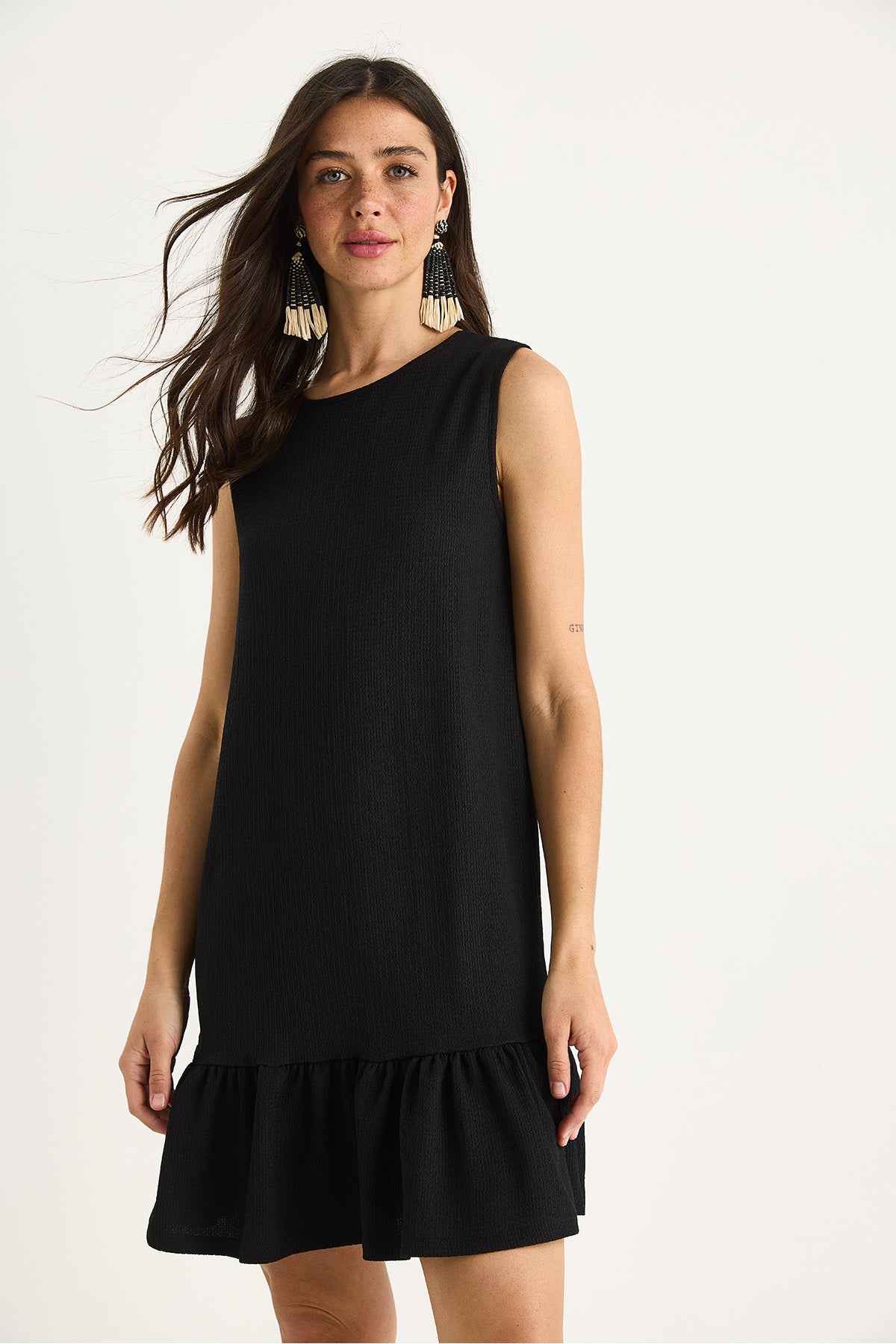 Women's Thick Strap Relaxed Cut Flounce Wrap Dress 60283373