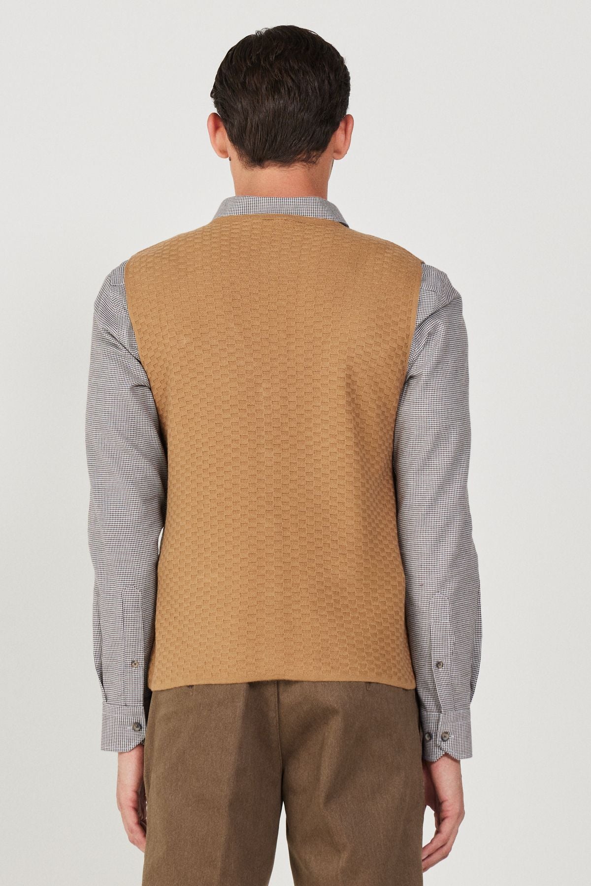 Men's mink standard fit Normal cut V -neck knitwear vest