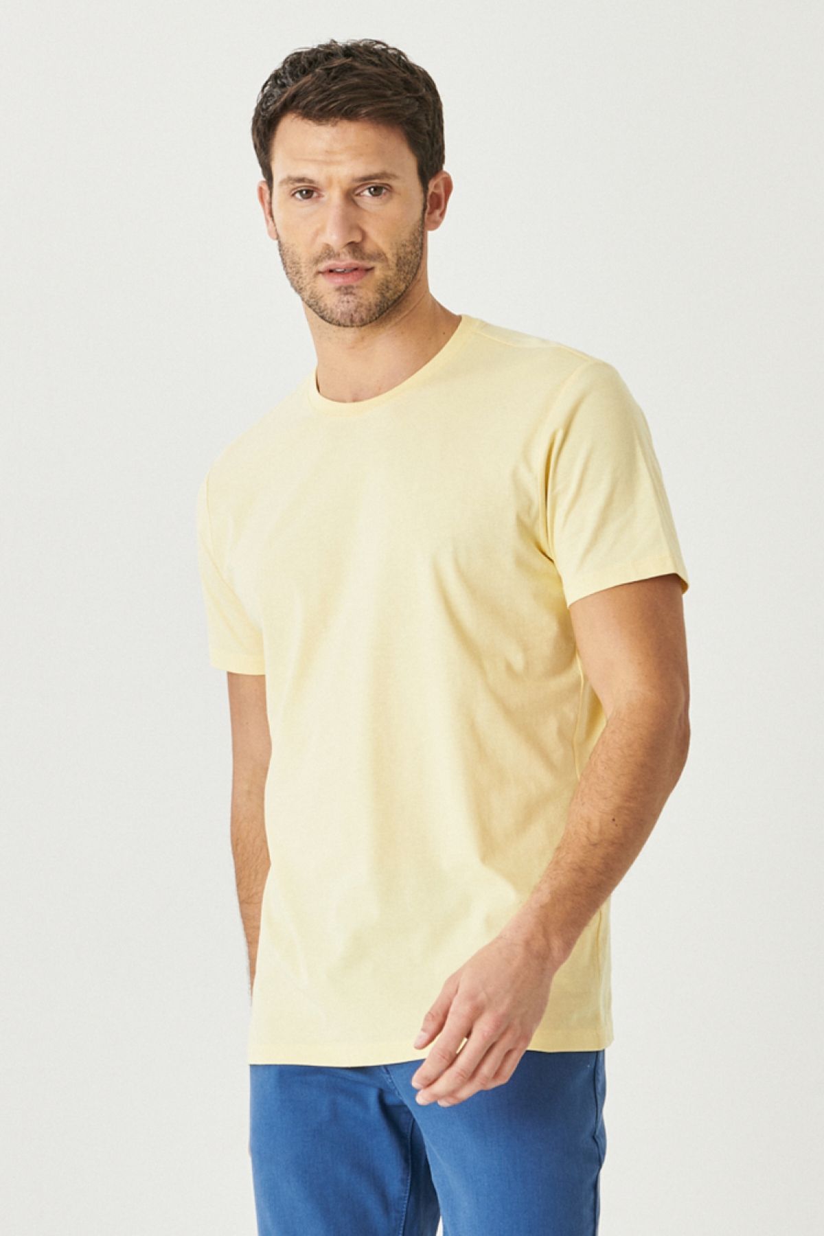 Men's yellow 100 %cotton slim fit narrow cut bike bicycle collar basic t -shirt