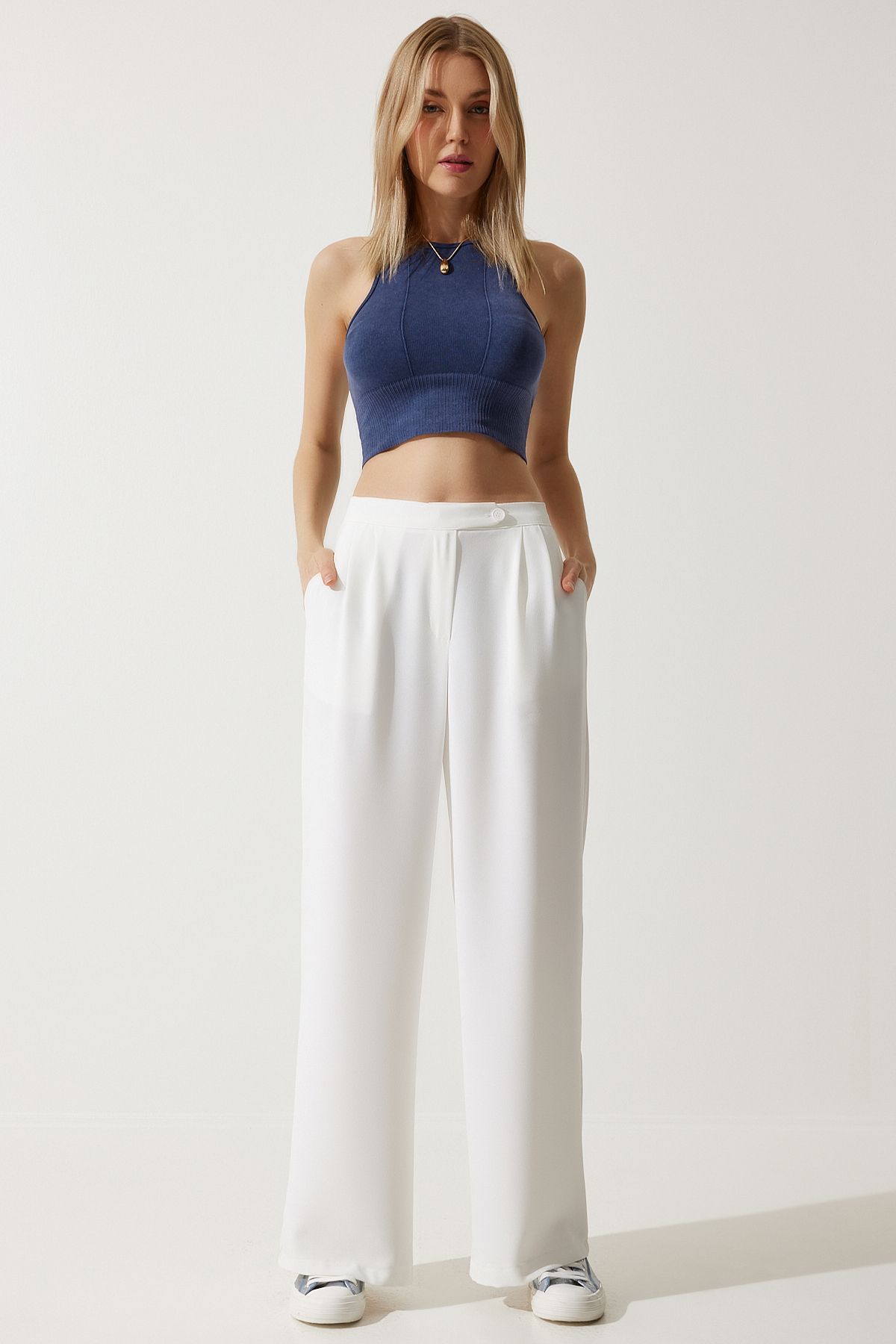 Woman broken white abundant palazzo pants rv00191