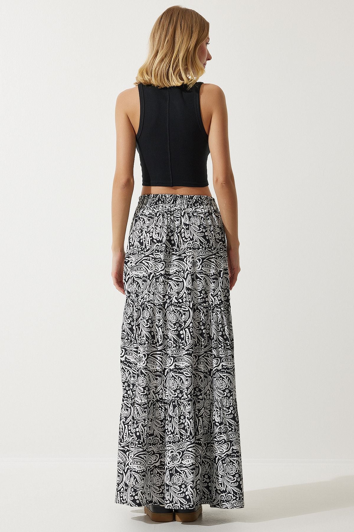 Female White Black Flower Patterned Volan Viscose Skirt DD01310