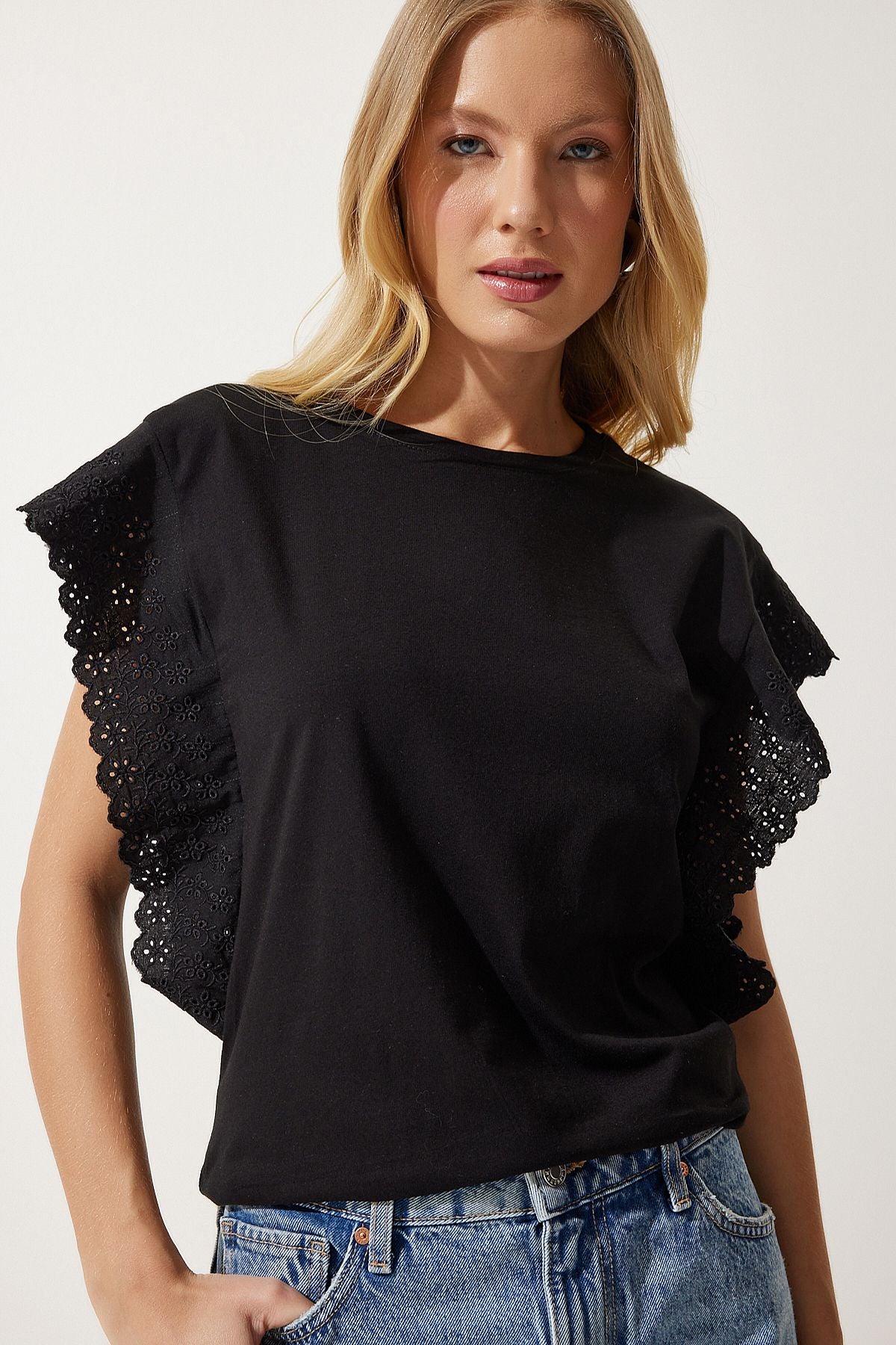 Women's black fisto knitted blouse BF00093