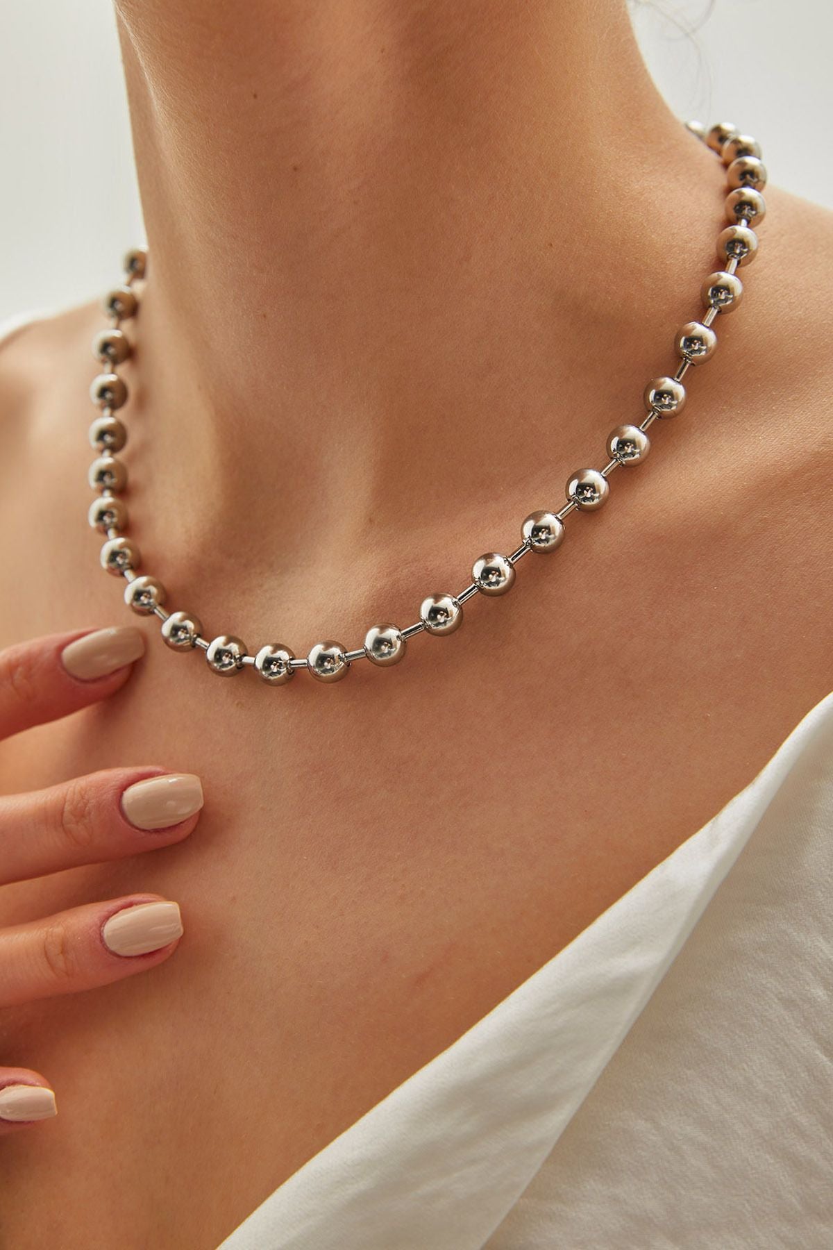 WOMEN'S Steel Ball Ball Necklace Axles