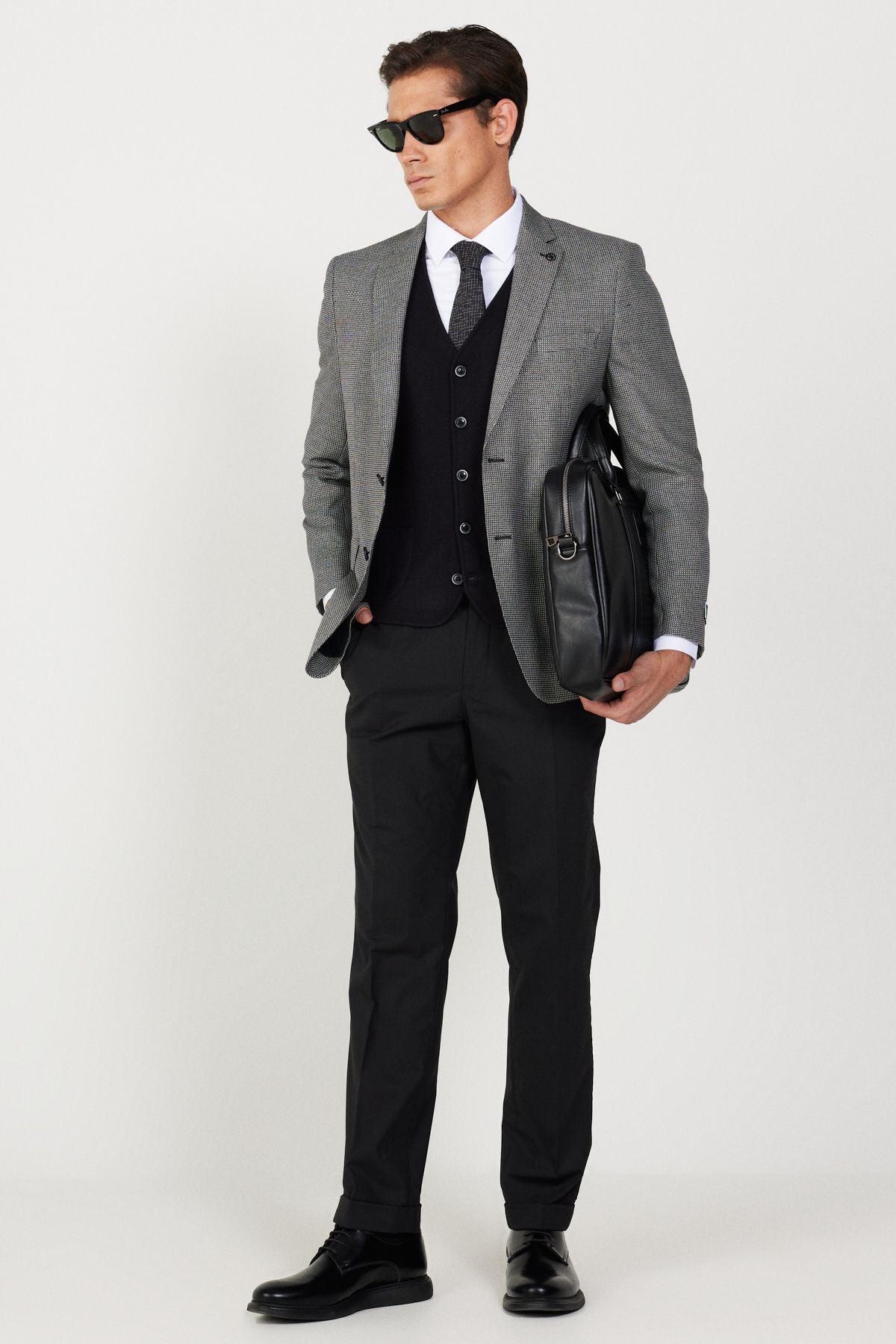 Men's black-and-white comfort fit comfortable cutting mono collar birdsbolic wool jacket