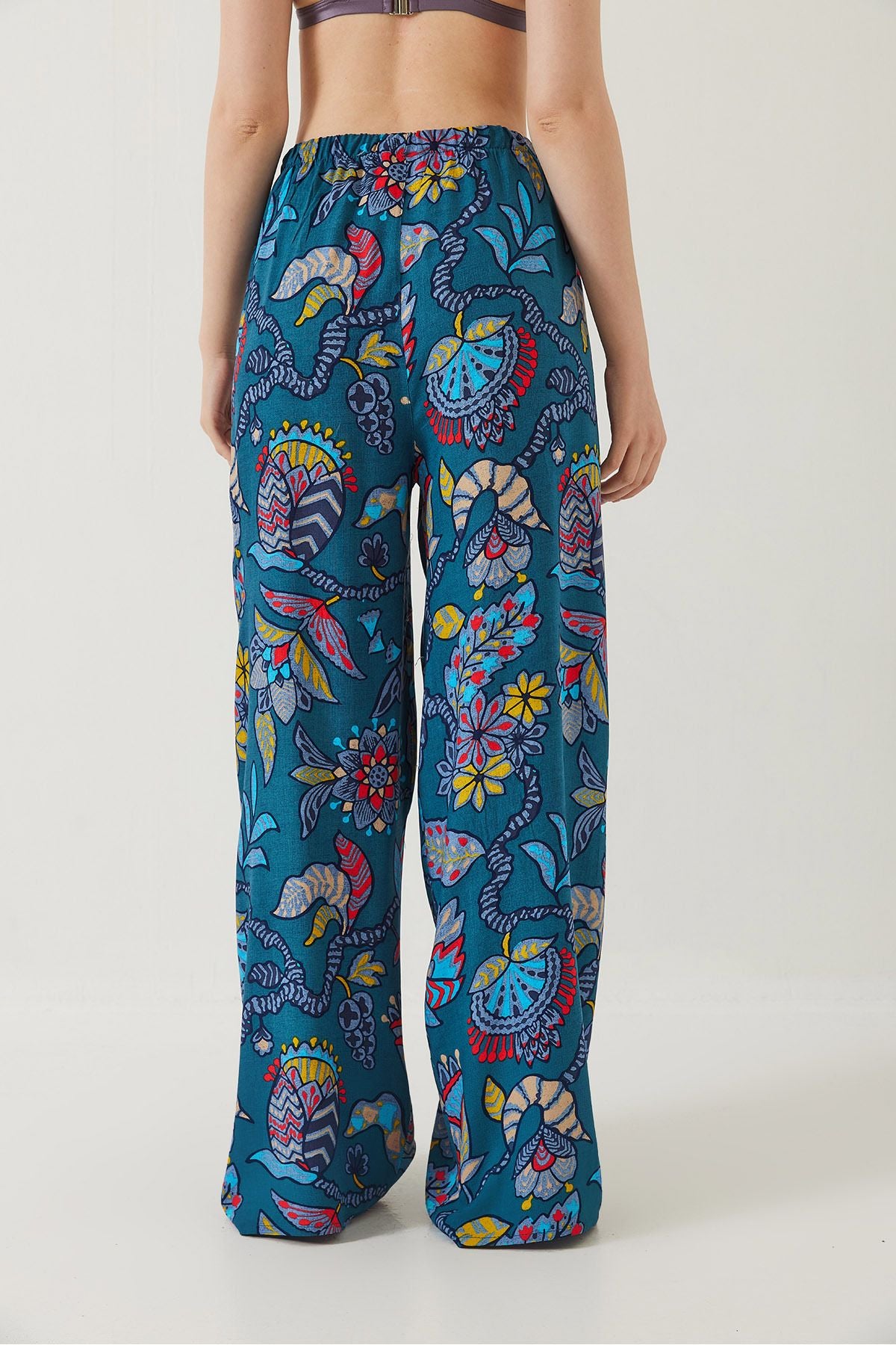 Female -linked patterned viscose pants 60261354