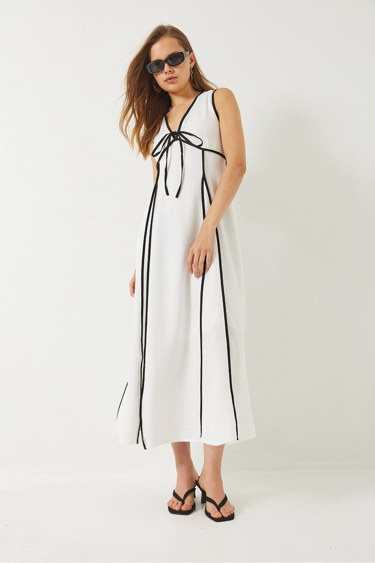 Women's V-Neck Piping Detailed Tie-Up Lined Long Linen Dress 60283097