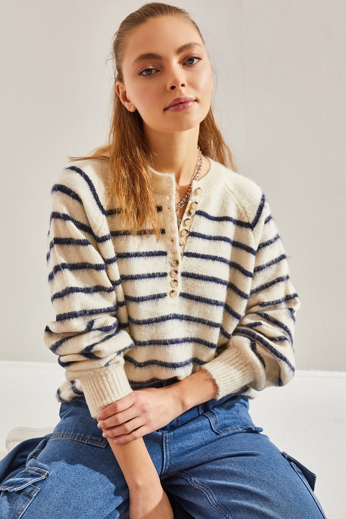 Female Shardon striped 11 button knitwear sweater