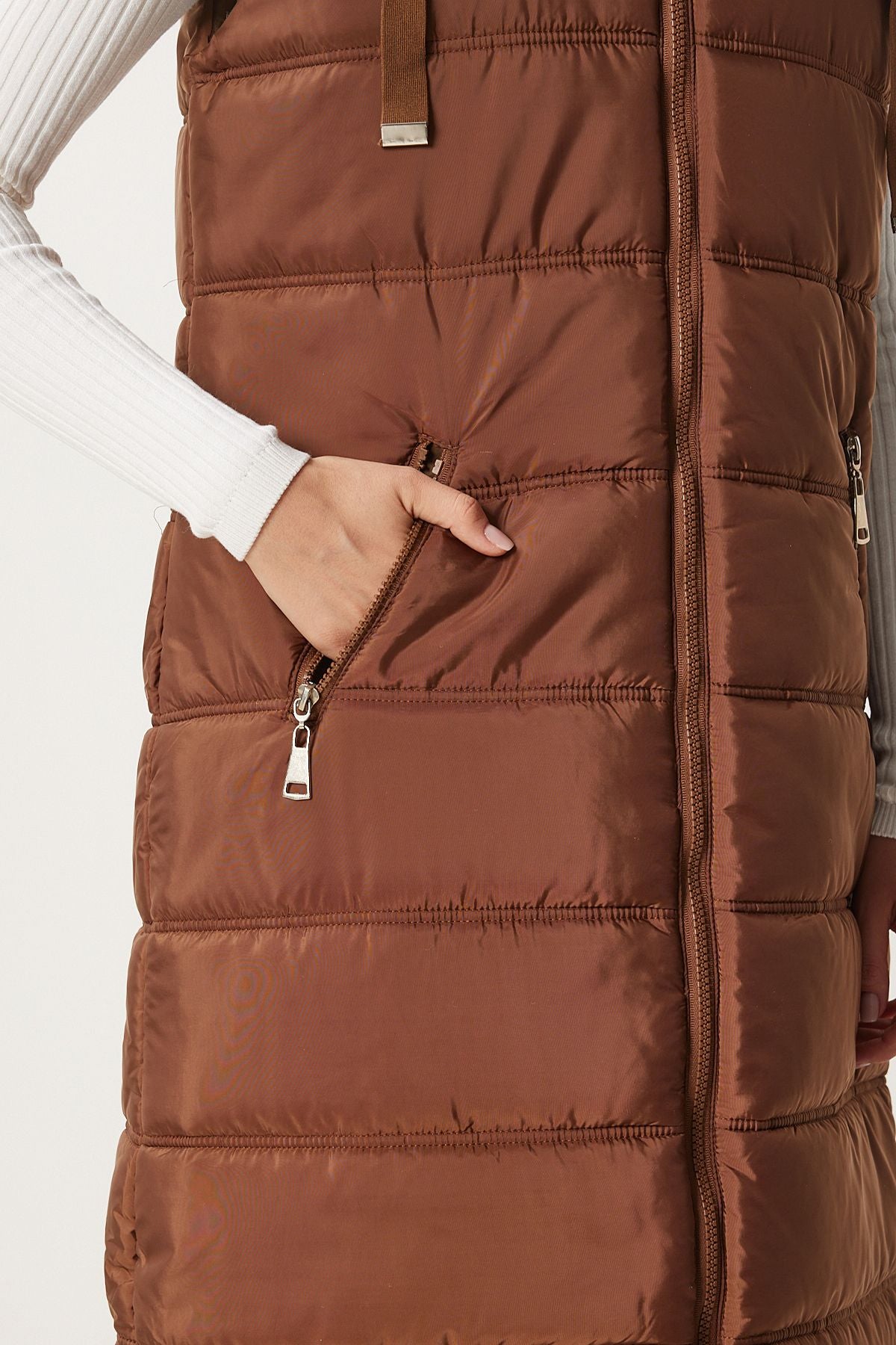 Woman Brown Hooded Sleeveless Long Swelling Vest DD01010