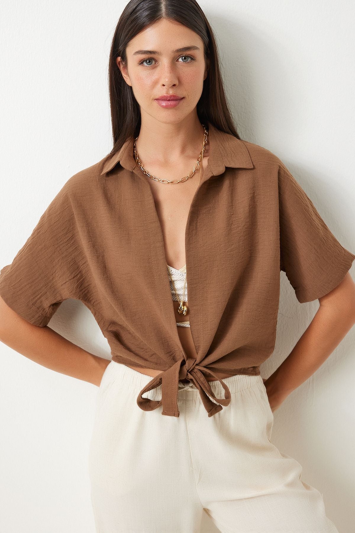 Female brown binding detailed linen blouse MX00151