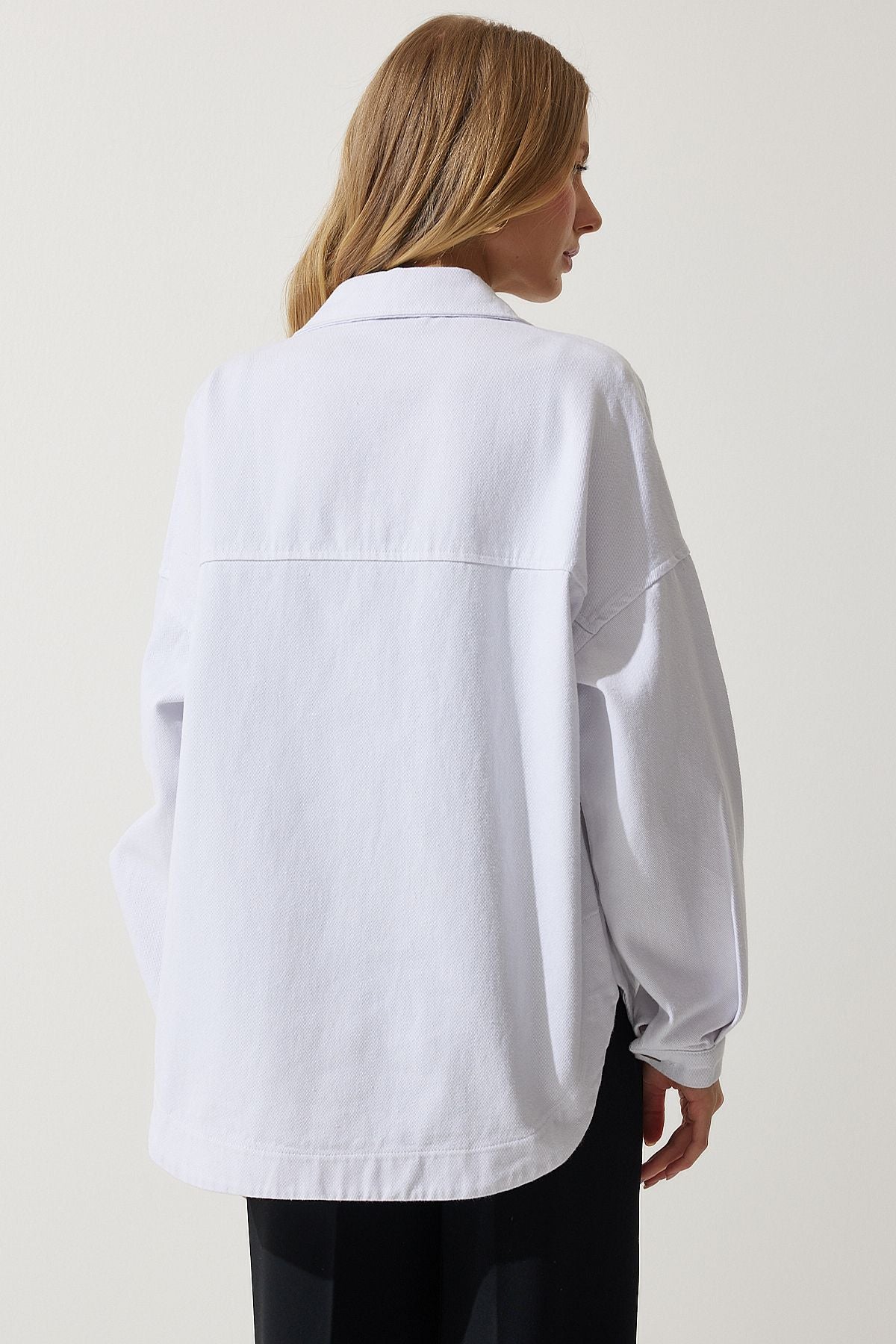 Woman White Star Embroidered Oversize Shirt Jacket SA00026