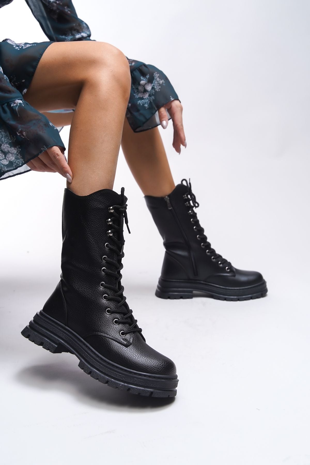 Khervikh Women Long Postal Bot 00121470 Black