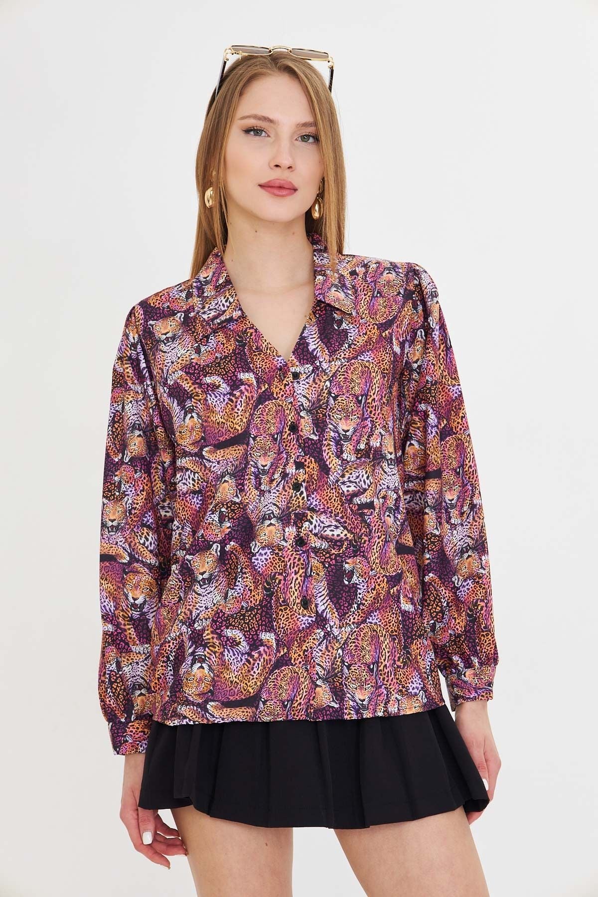 Female Purple V-Neck Balloon Arm Patterned Shirt ARM-25Y001016