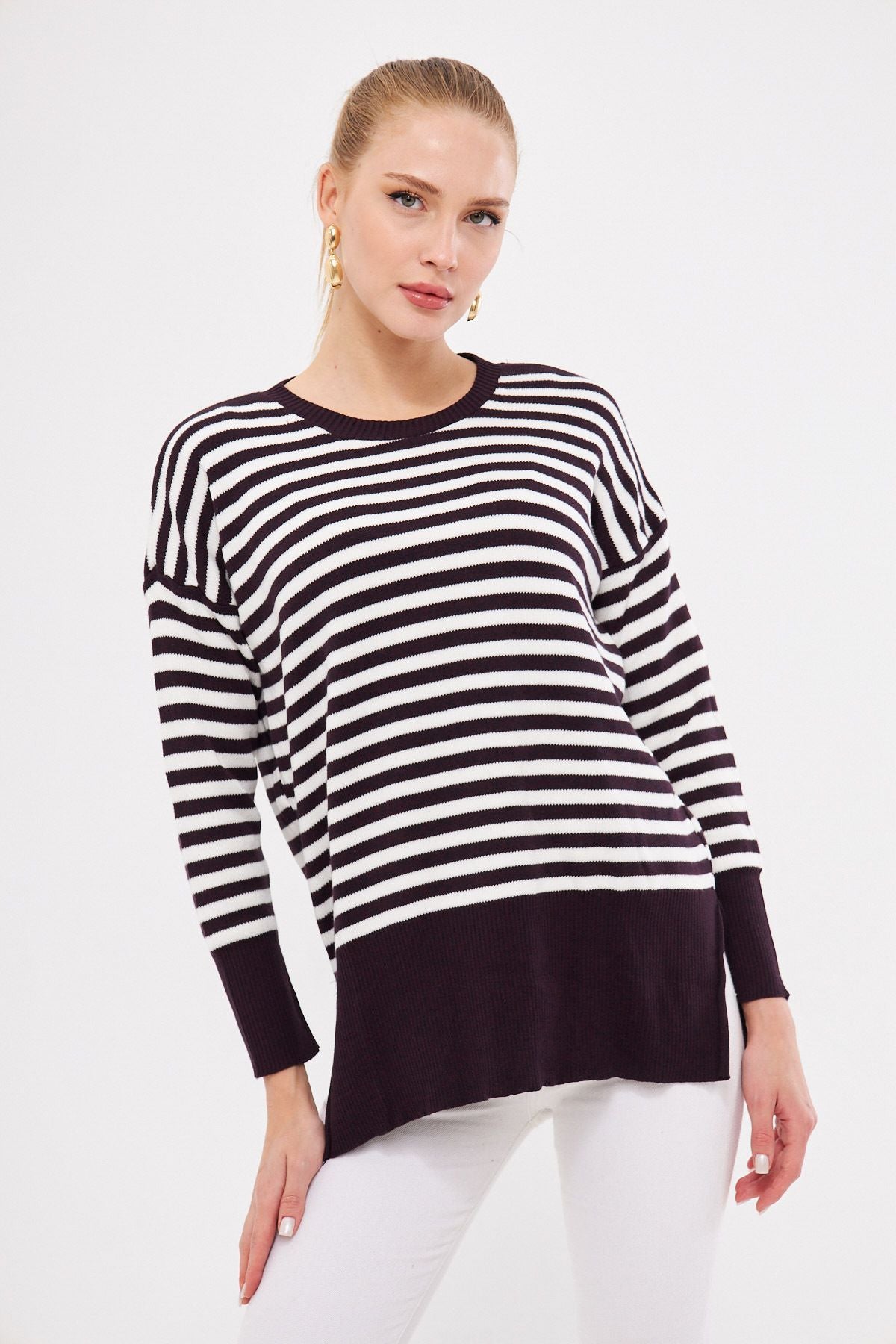 Woman purple round collar striped knitwear sweater ARM-24K012013