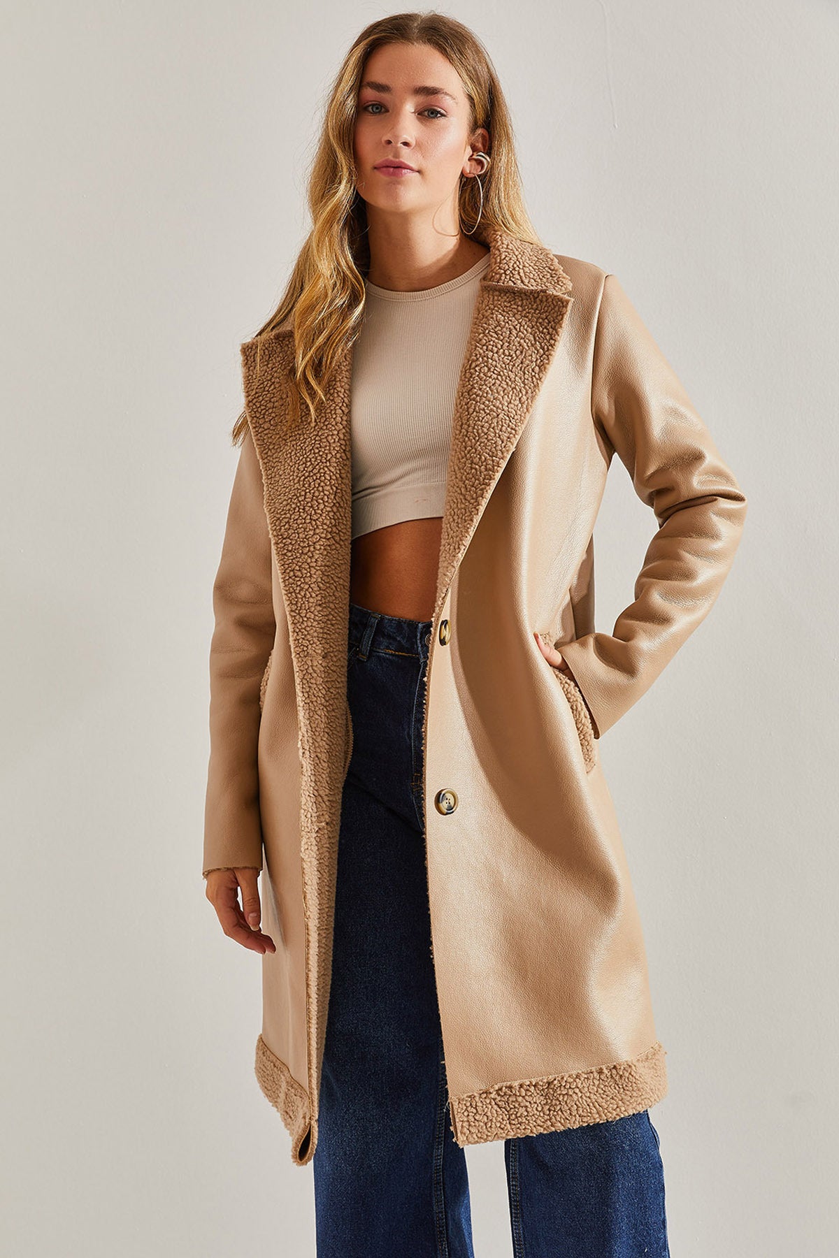 Women's Buttoned Leather Coat 60031035