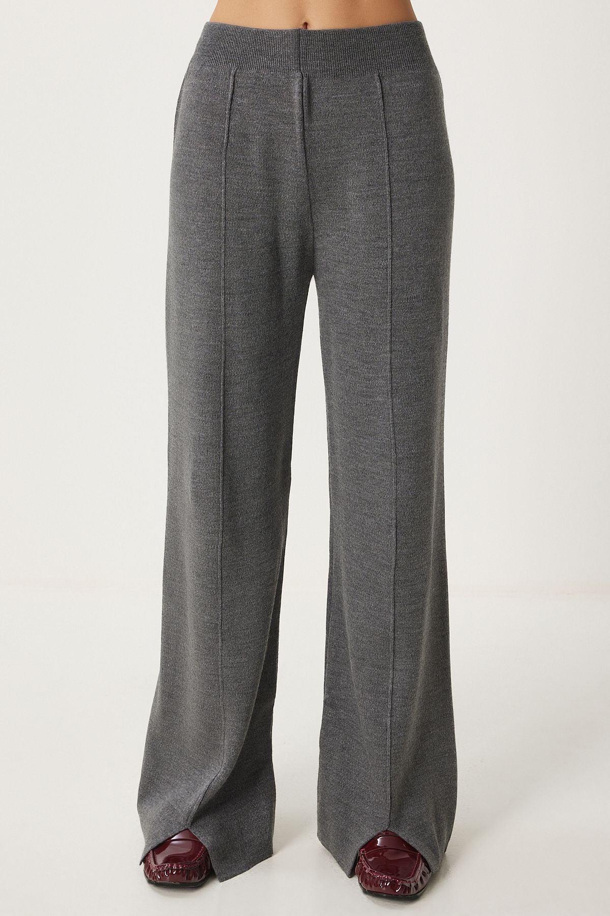 Women's gray stylish knitwear sweater pants team?