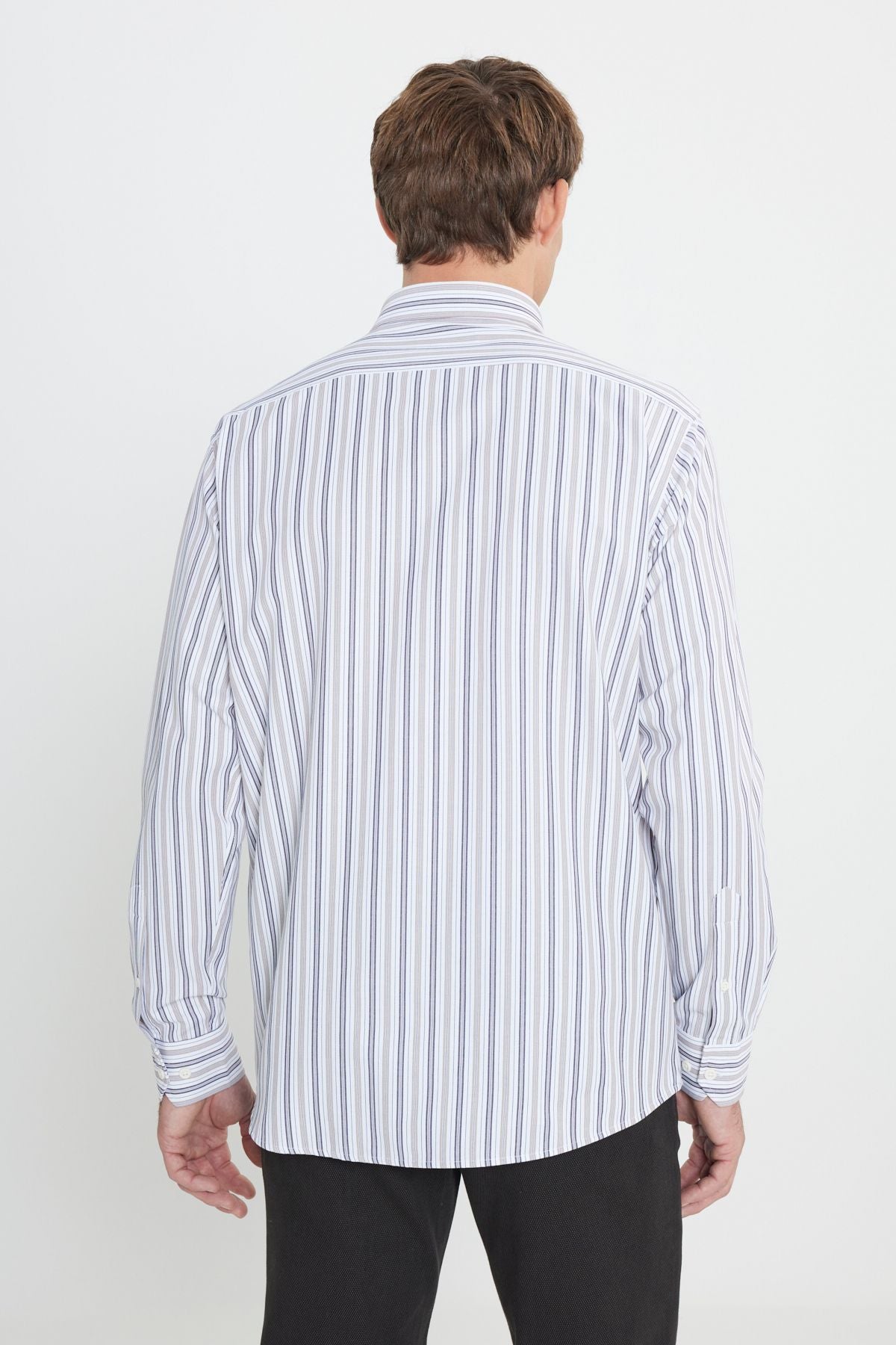 Cotton Regular Fit Casual Cutting buttoned shirt with button striped