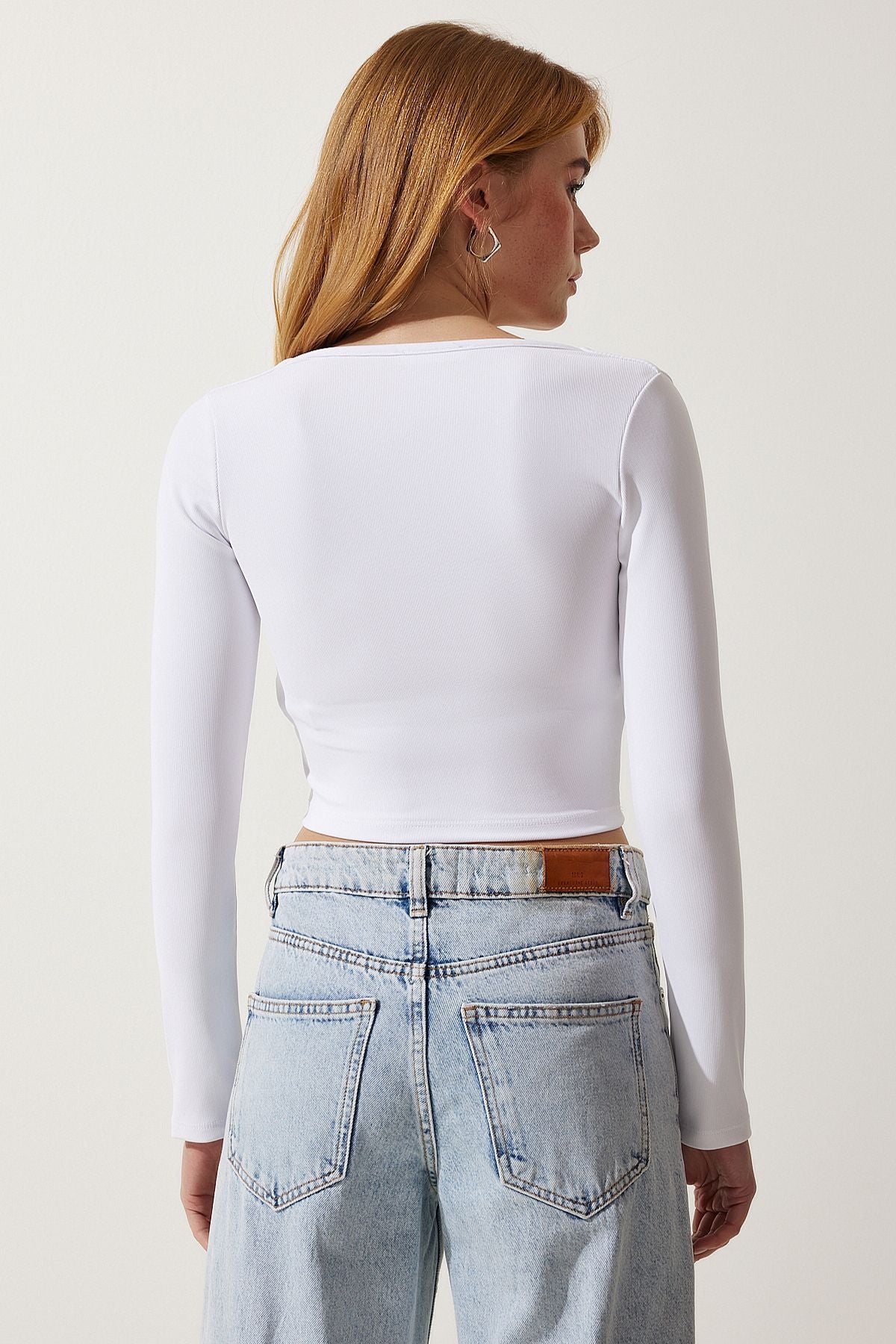 Woman White Square Collar Crop Knitting Blouse AN00176