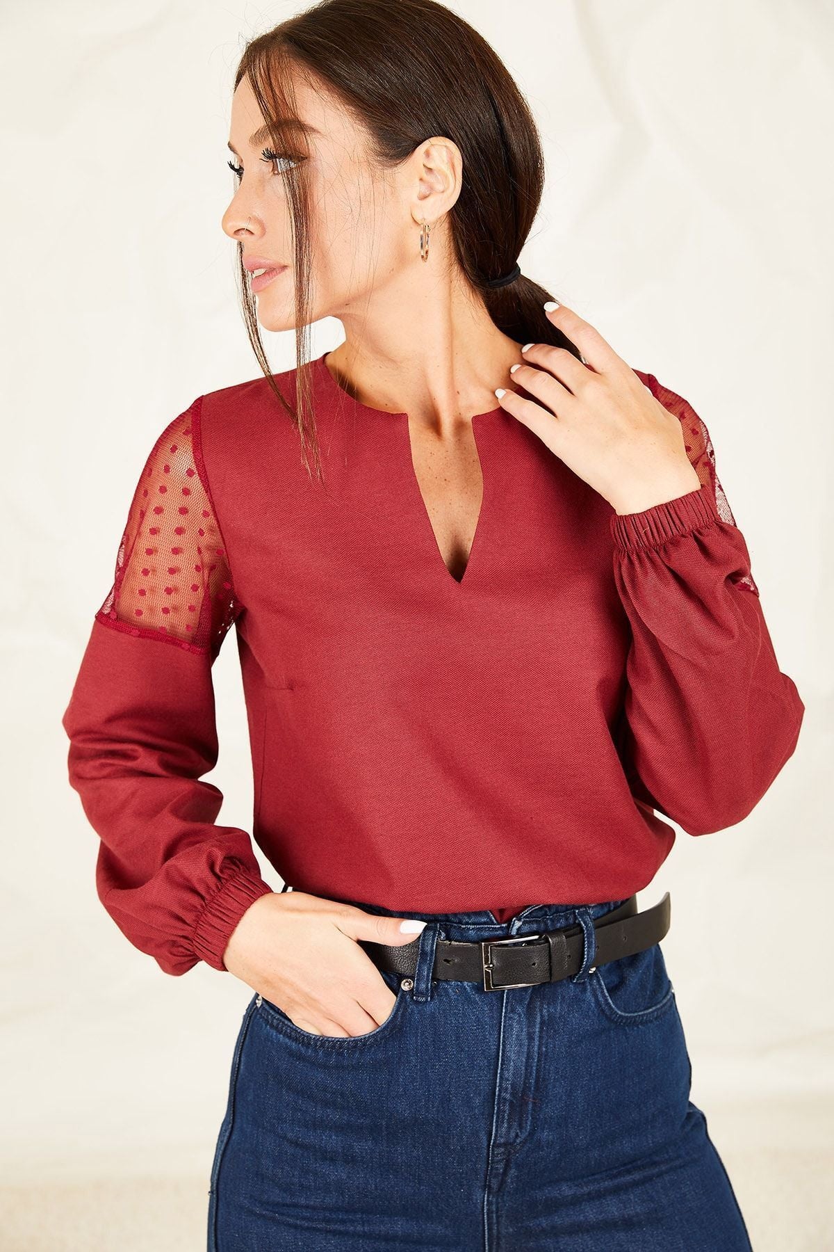 Female Bordeaux V-Neck Lew tulle Balloon Blouse ARM-20K001038